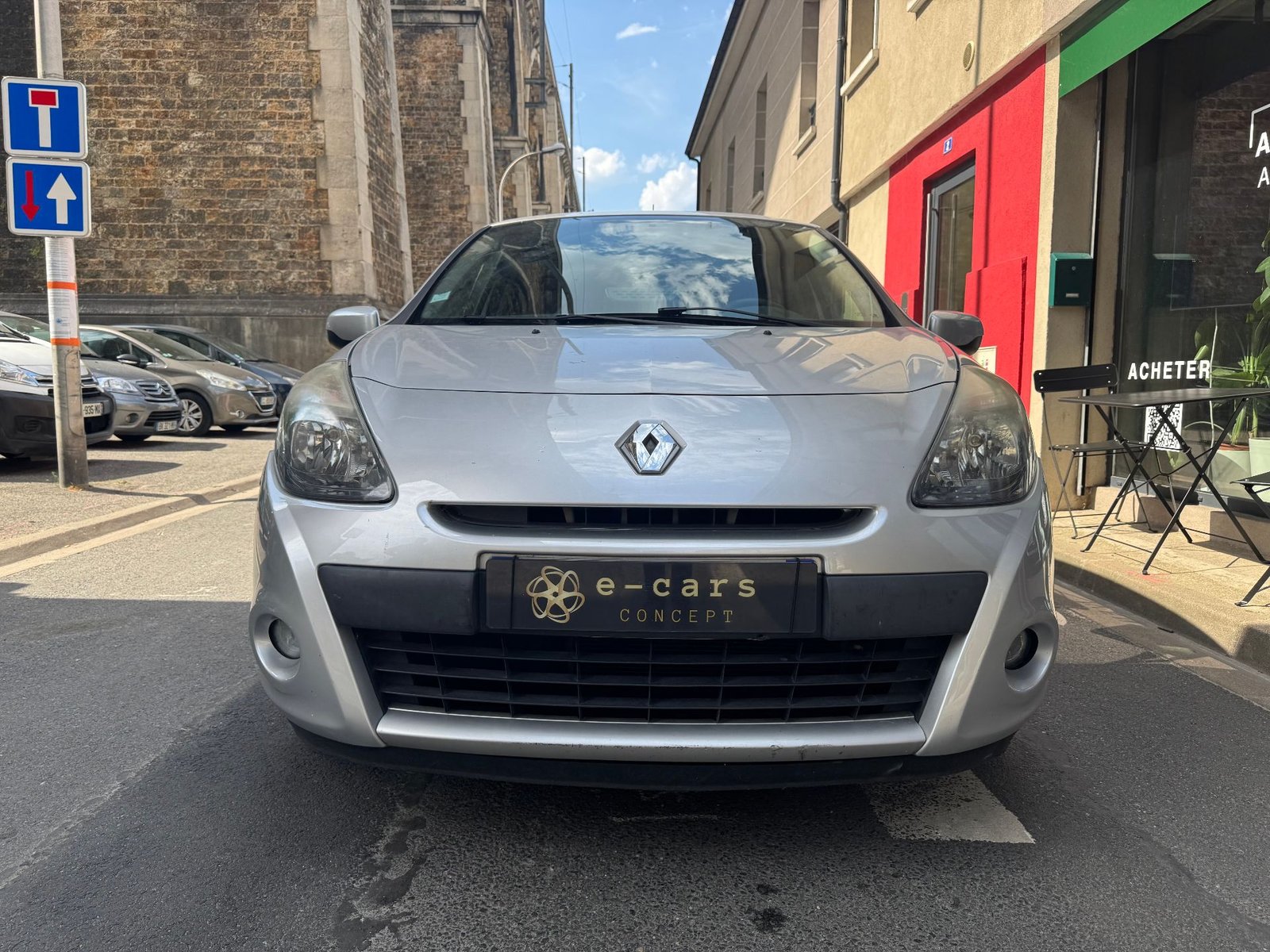 Renault Clio III 5 Portes Phase 2 1.2 i 16V eco2 75 cv