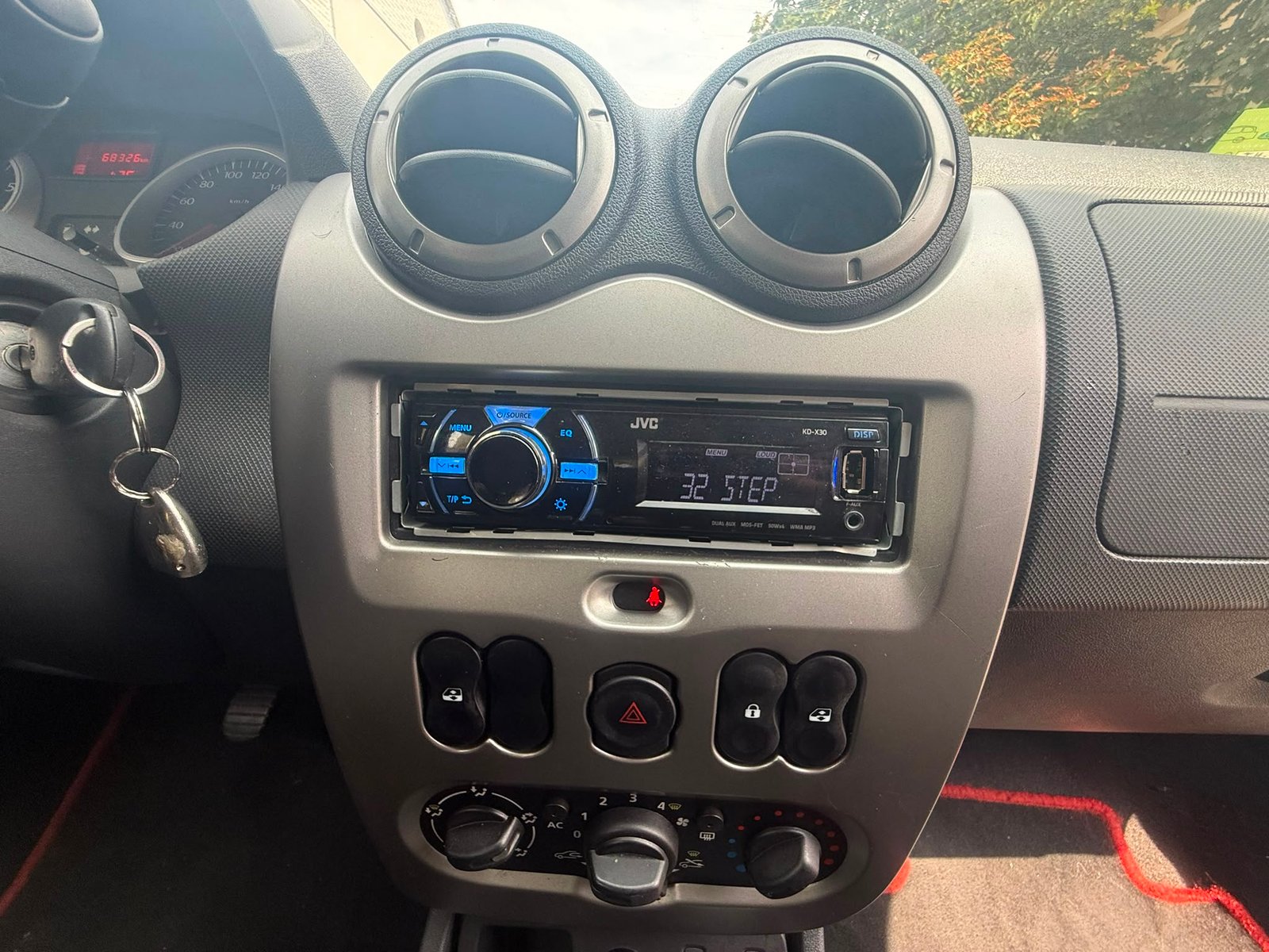 DACIA Duster SUV 1.5 dCi 90 ch