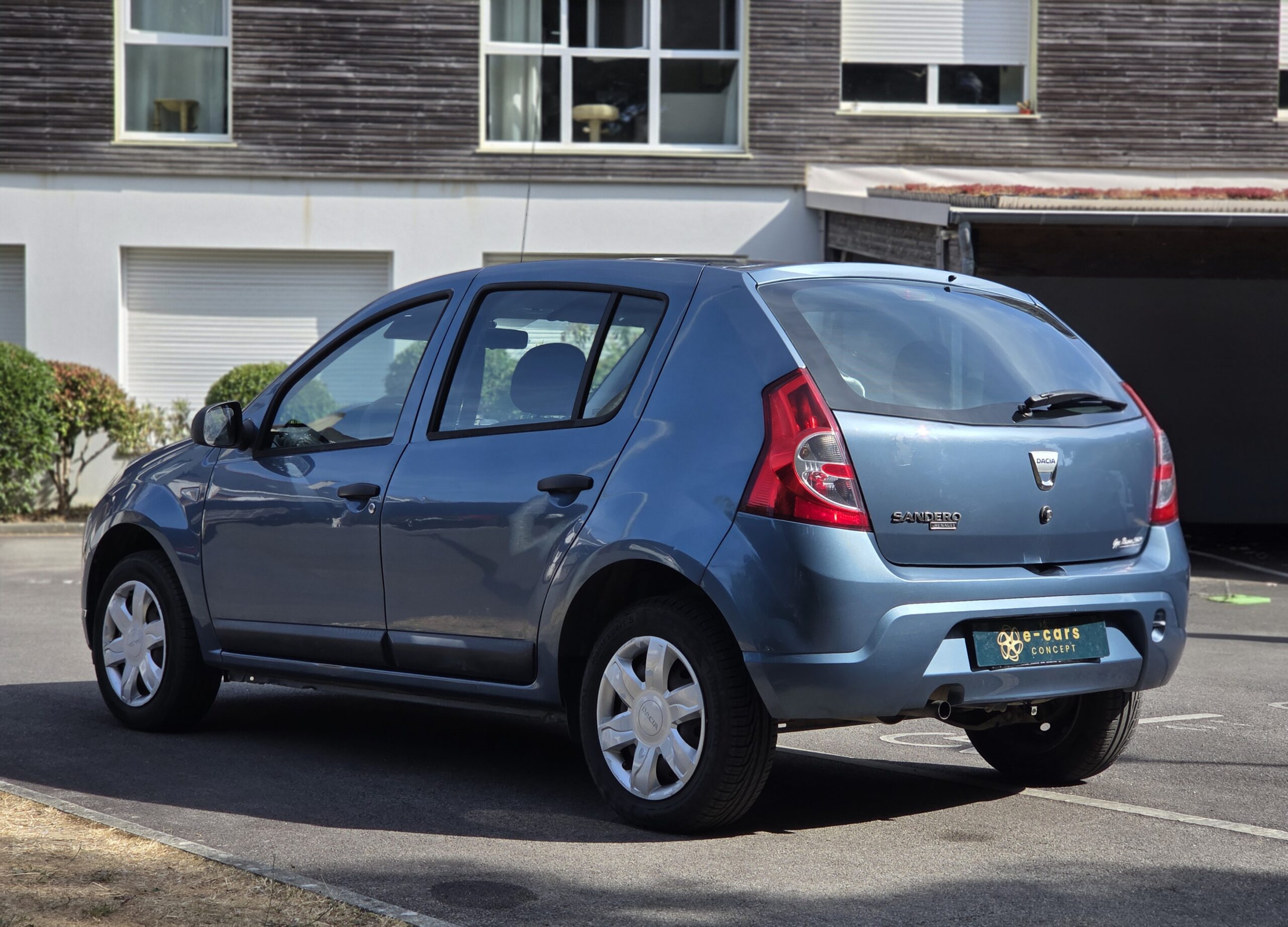 DACIA SANDERO Ambiance – 1.2 16v 75ch BVM5
