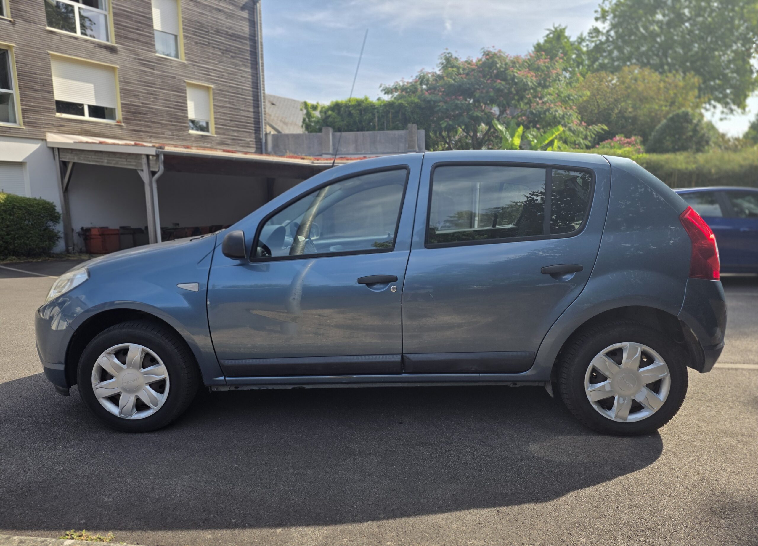 DACIA SANDERO Ambiance – 1.2 16v 75ch BVM5