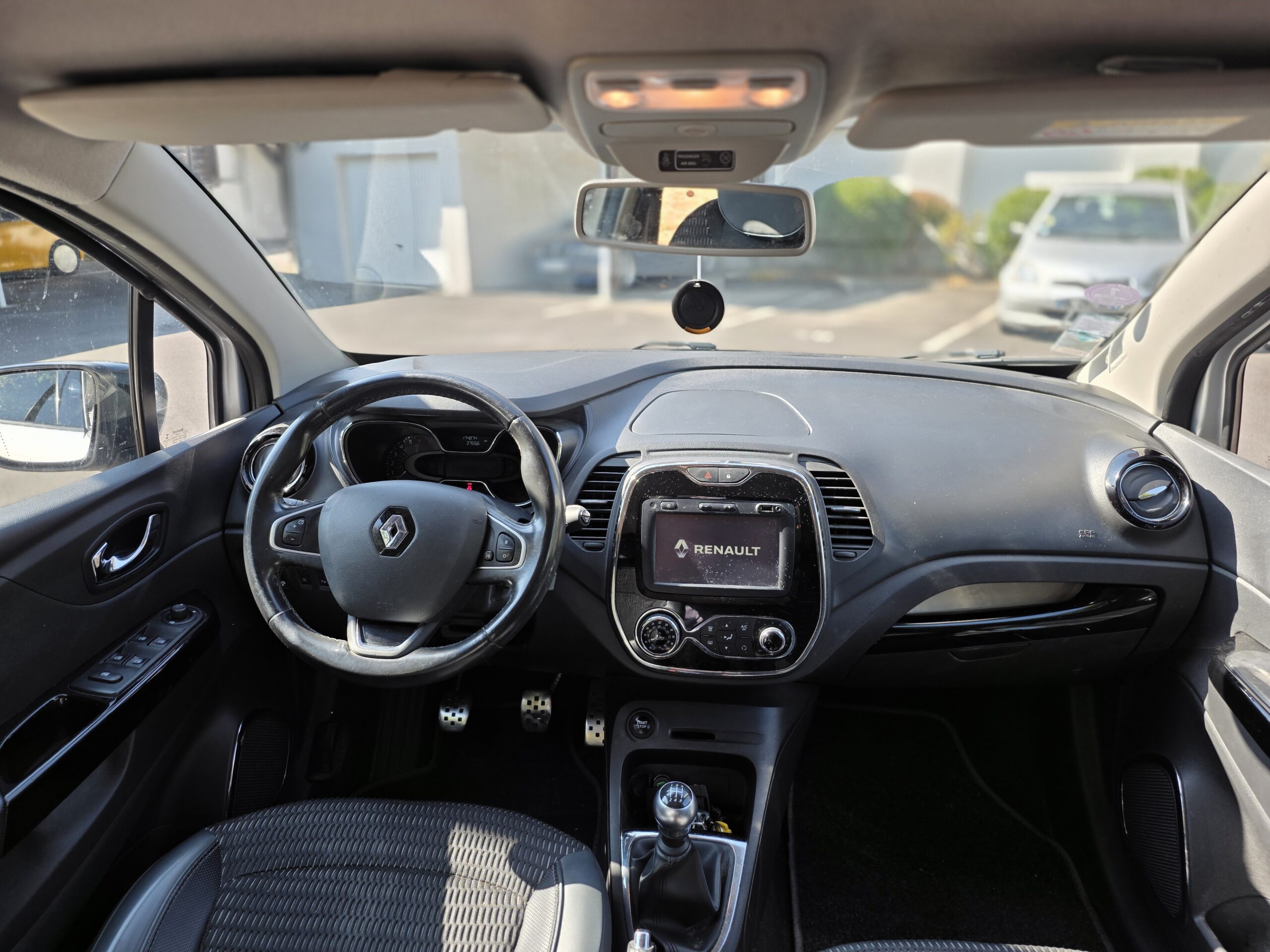 RENAULT CAPTUR INTENS – 0.9 TCe 90ch BVM5
