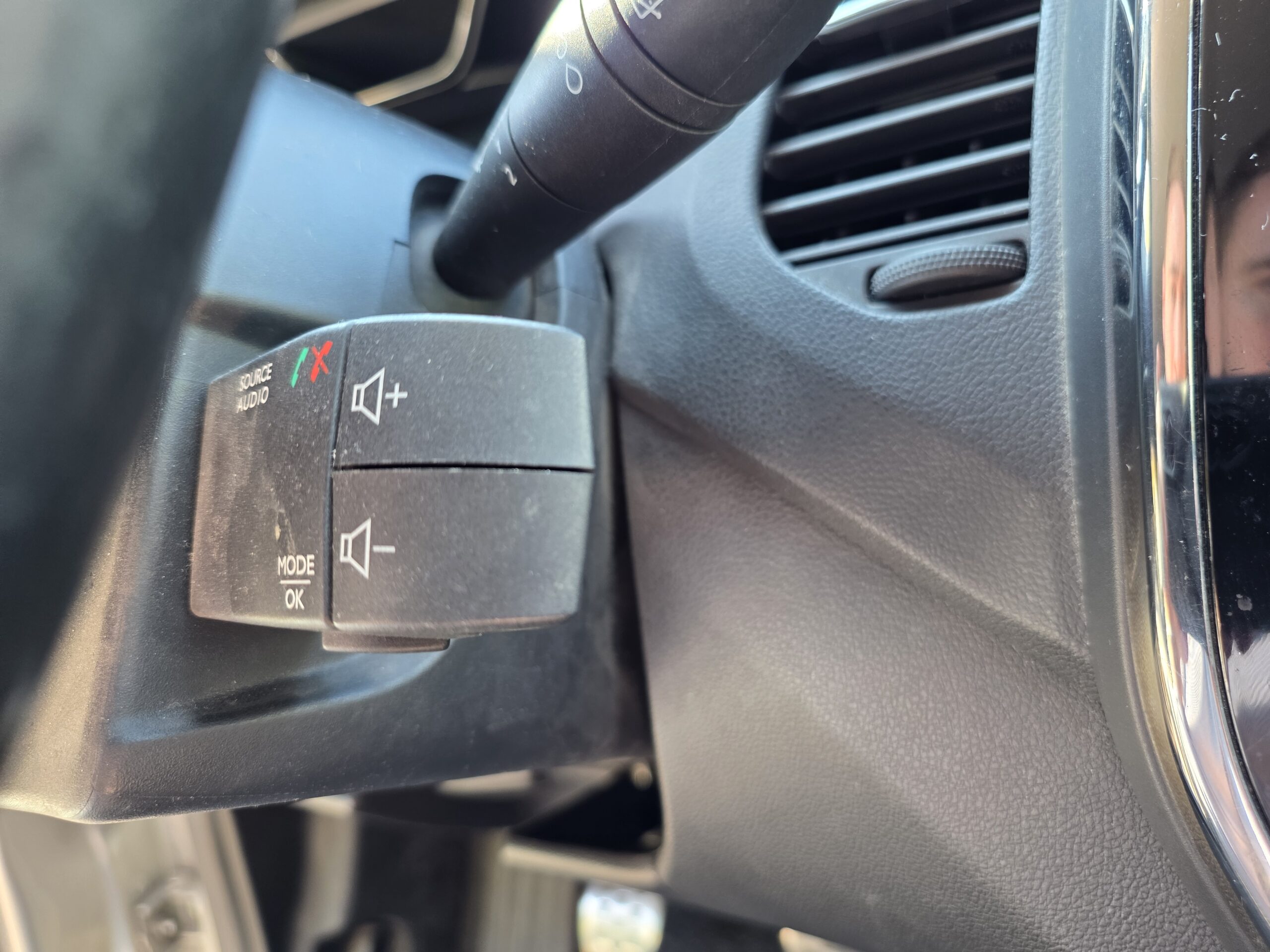 RENAULT CAPTUR INTENS – 0.9 TCe 90ch BVM5