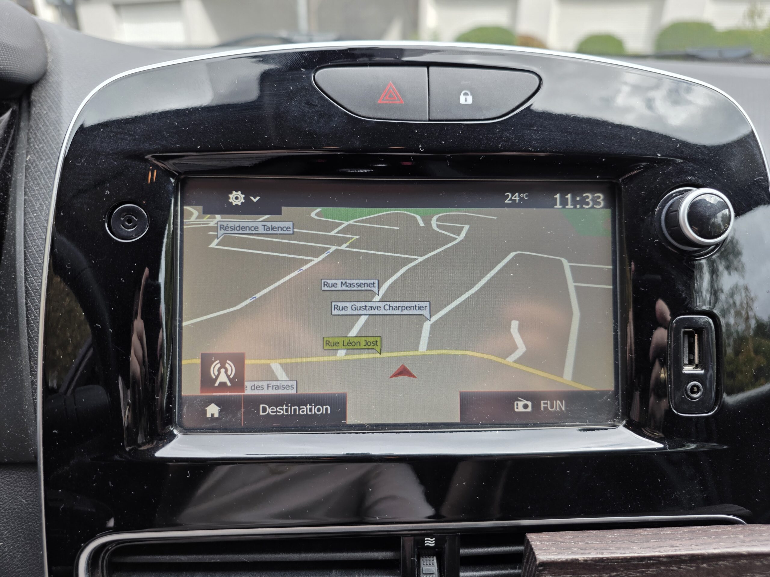 RENAULT CLIO IV Air Media Nav– 1.5 dCi 75ch BVM5