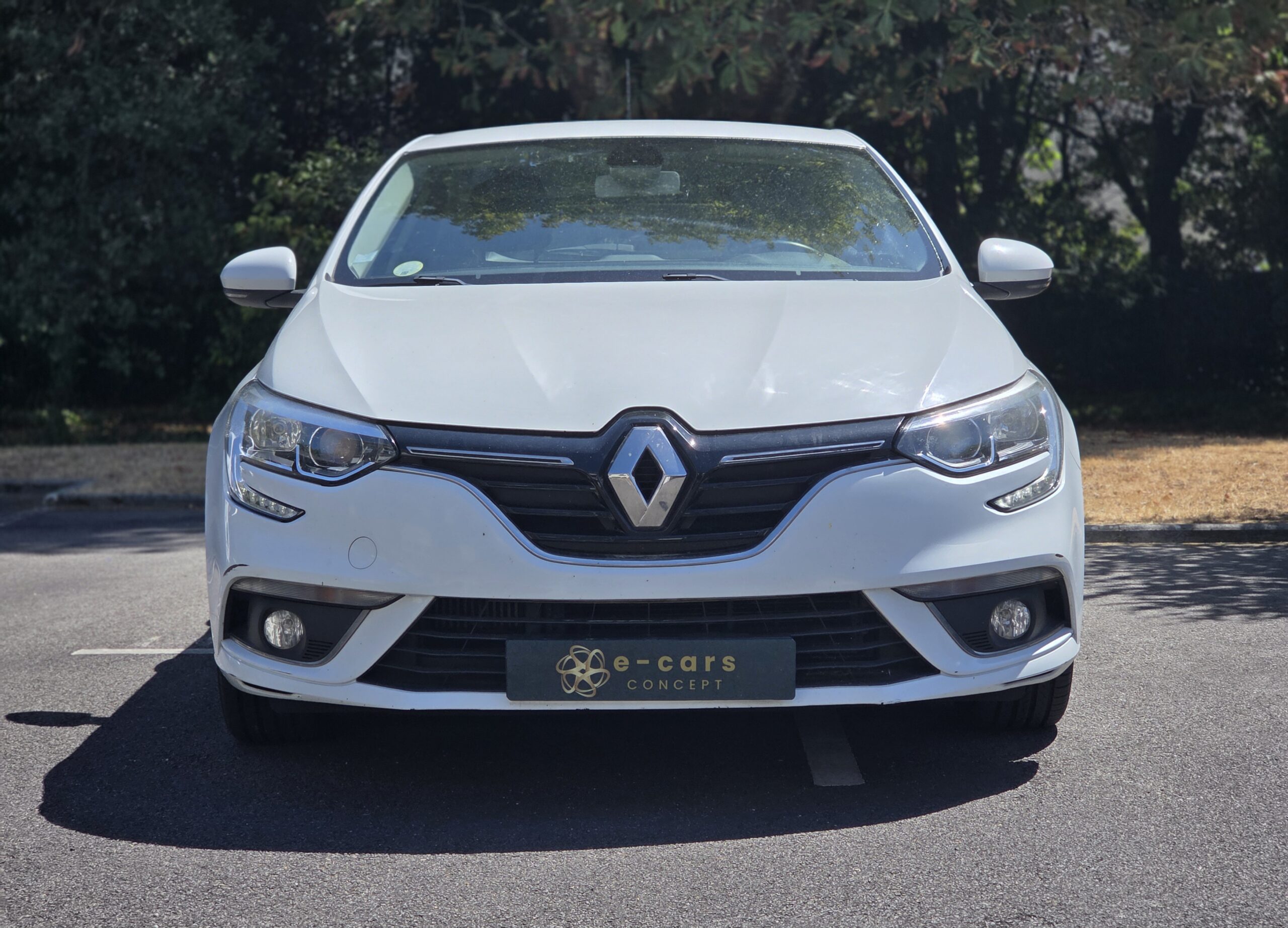 RENAULT MÉGANE IV SOCIÉTÉ – 1.5 Blue dCi 90ch BVM6 Finition NAV AIR