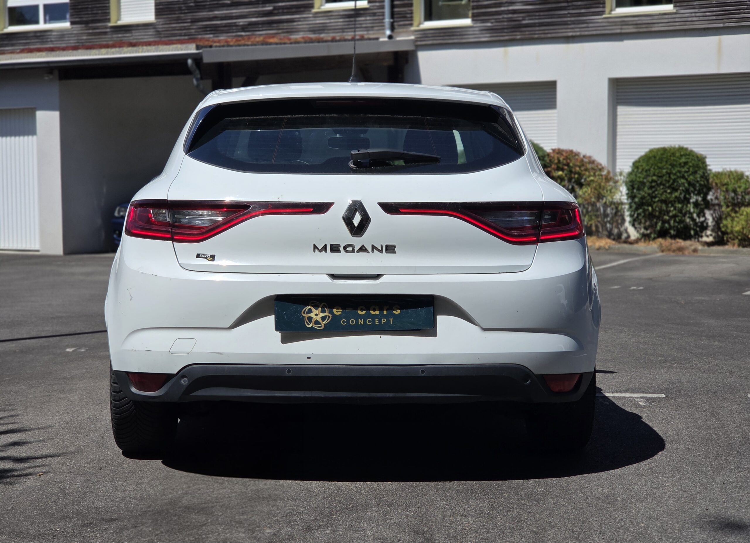 RENAULT MÉGANE IV SOCIÉTÉ – 1.5 Blue dCi 90ch BVM6 Finition NAV AIR