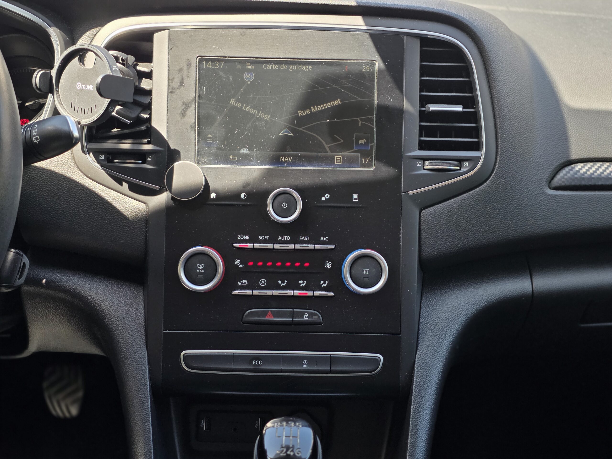 RENAULT MÉGANE IV SOCIÉTÉ – 1.5 Blue dCi 90ch BVM6 Finition NAV AIR