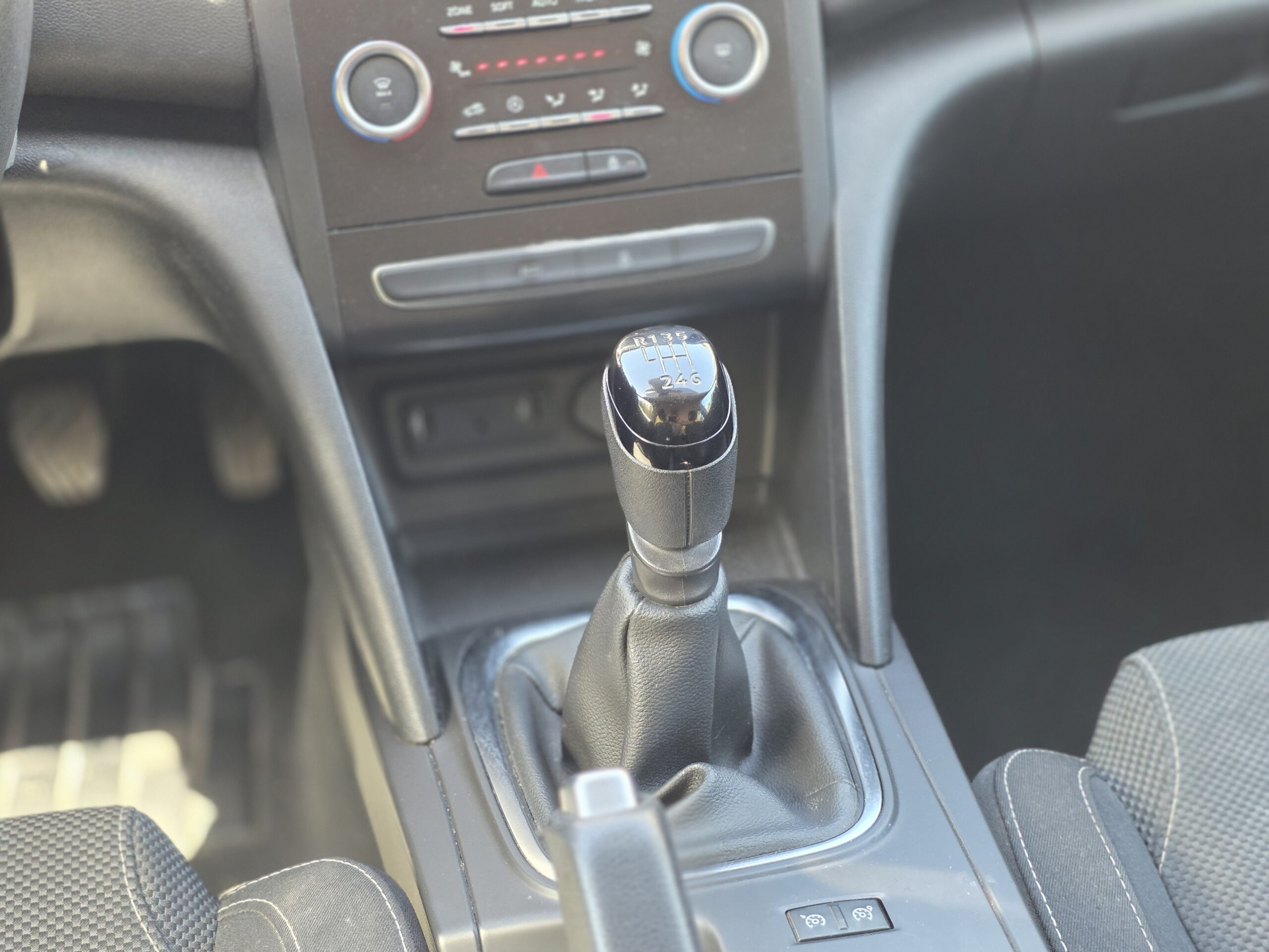 RENAULT MÉGANE IV SOCIÉTÉ – 1.5 Blue dCi 90ch BVM6 Finition NAV AIR