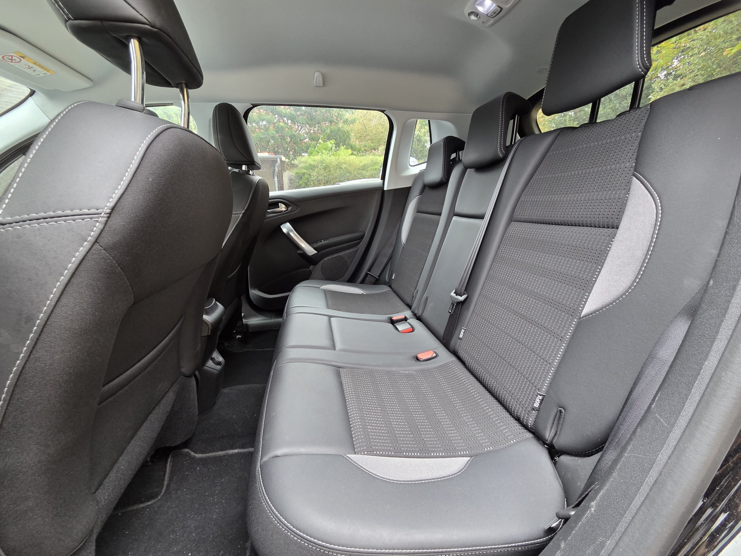 PEUGEOT 2008 – 1.5 BlueHDi 120ch EAT6 Finition ALLURE