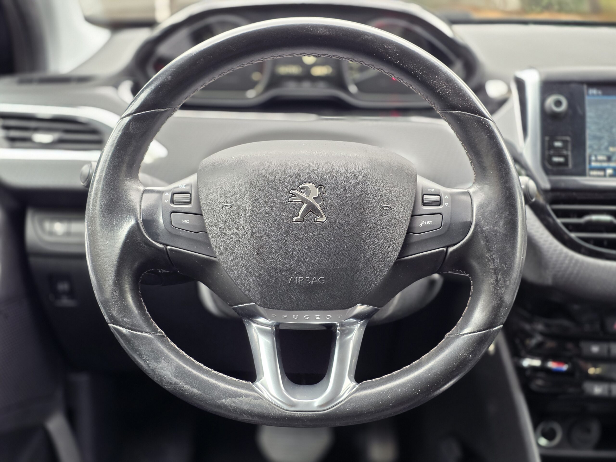 PEUGEOT 2008 – 1.5 BlueHDi 120ch EAT6 Finition ALLURE