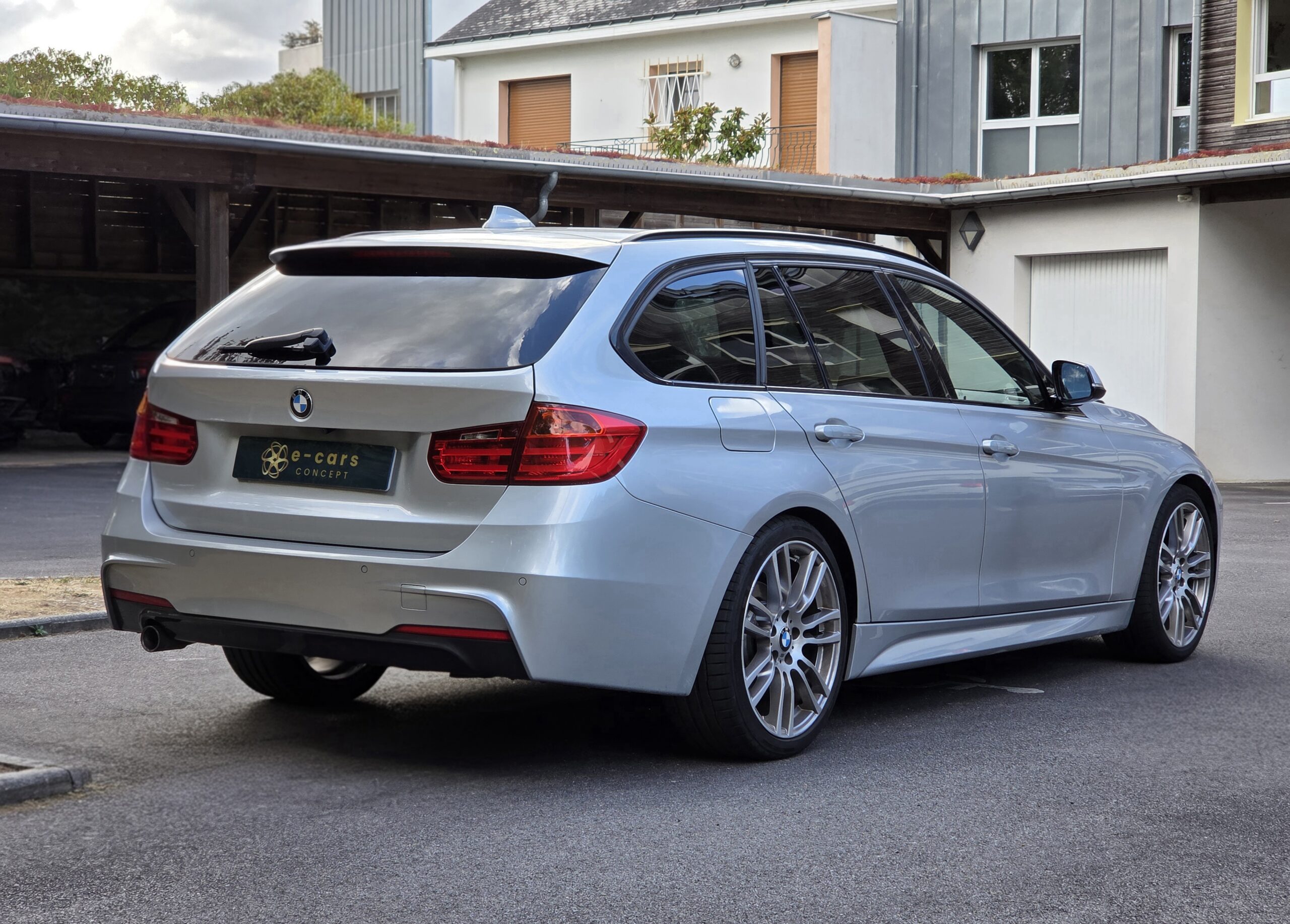 BMW 320d TOURING – 2.0d 184ch BVA8 Finition M SPORT