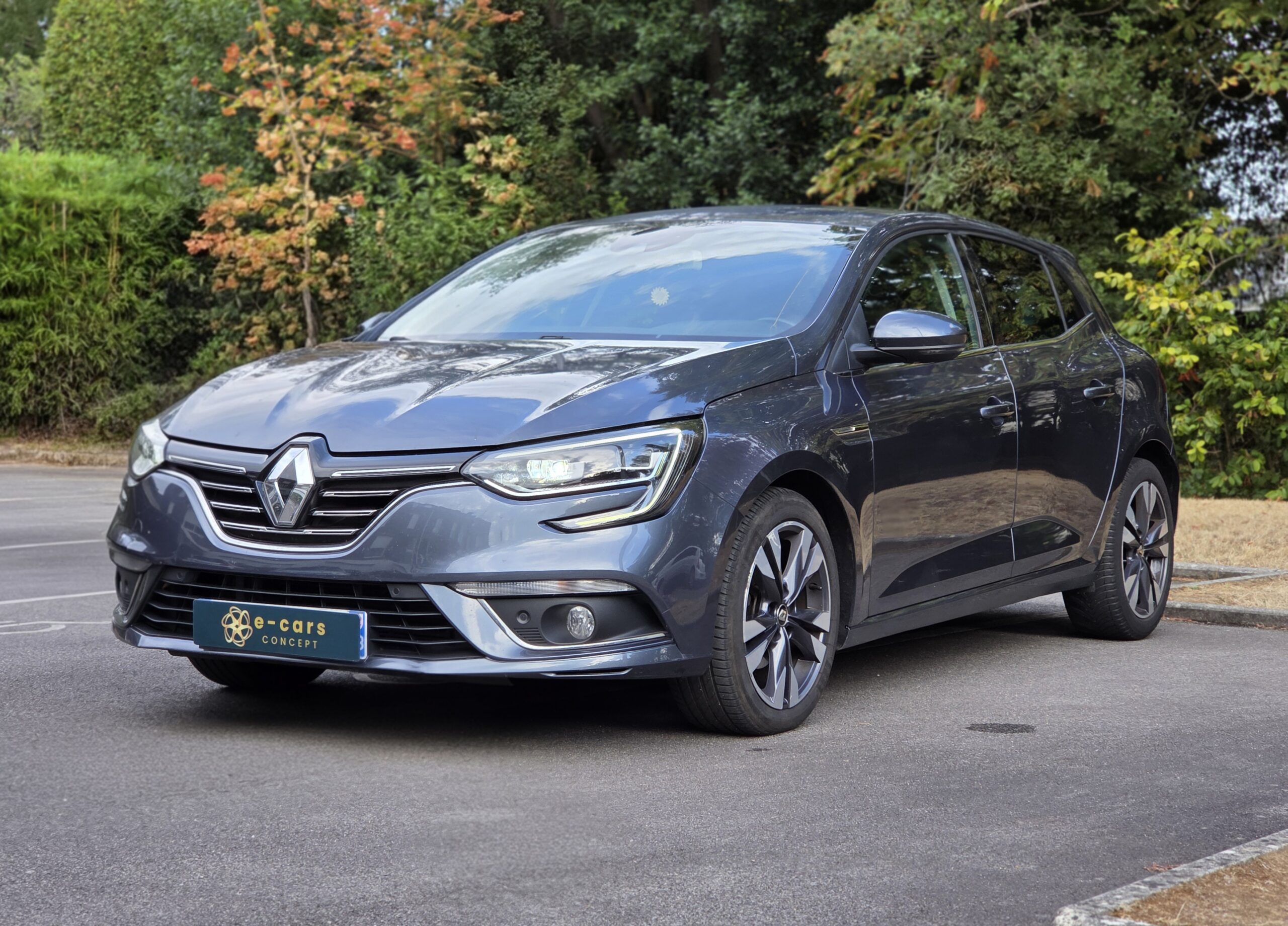 RENAULT MÉGANE IV INTENS – 1.5 BluedCi 110ch Automatique