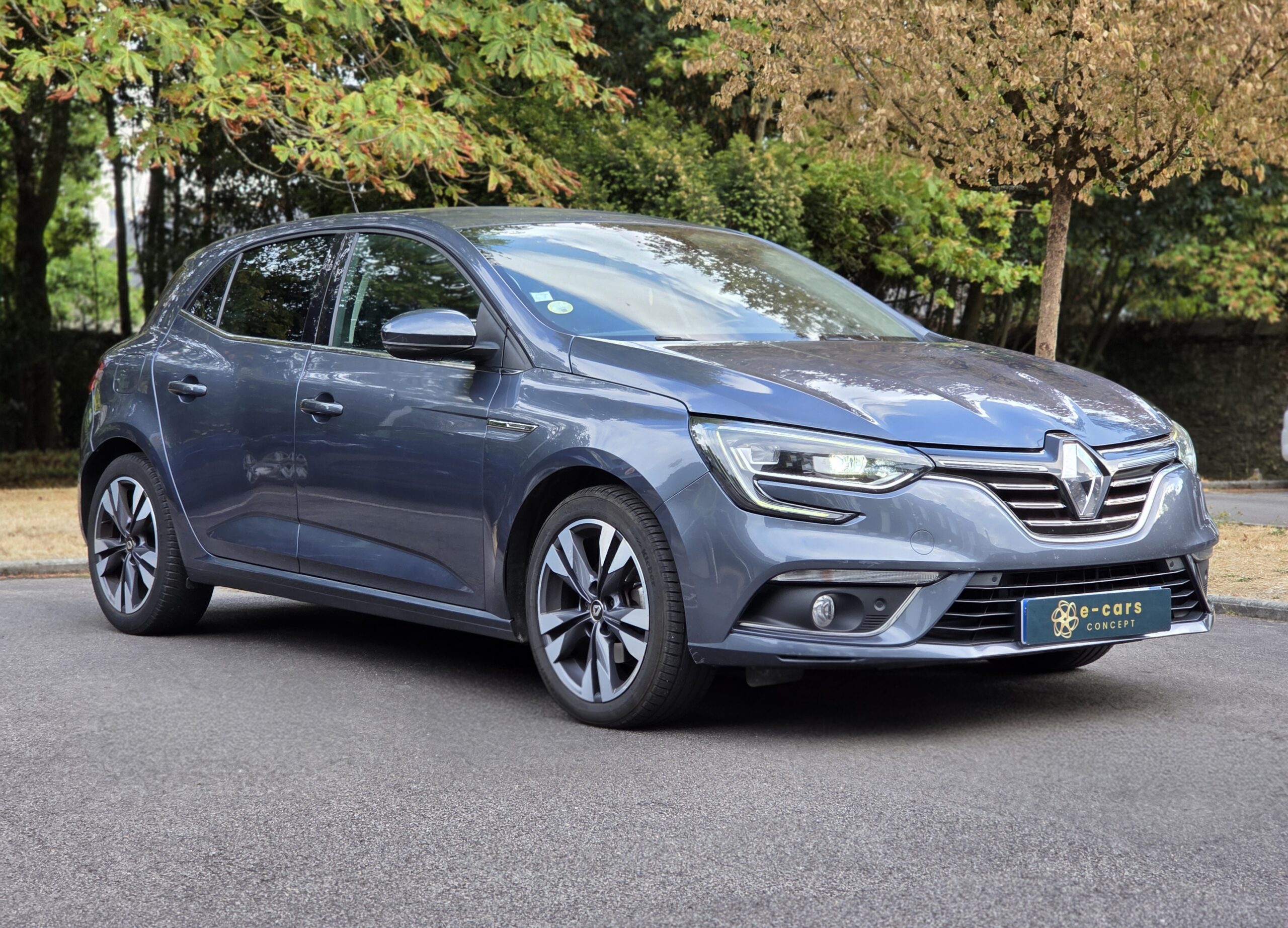 RENAULT MÉGANE IV INTENS – 1.5 BluedCi 110ch Automatique
