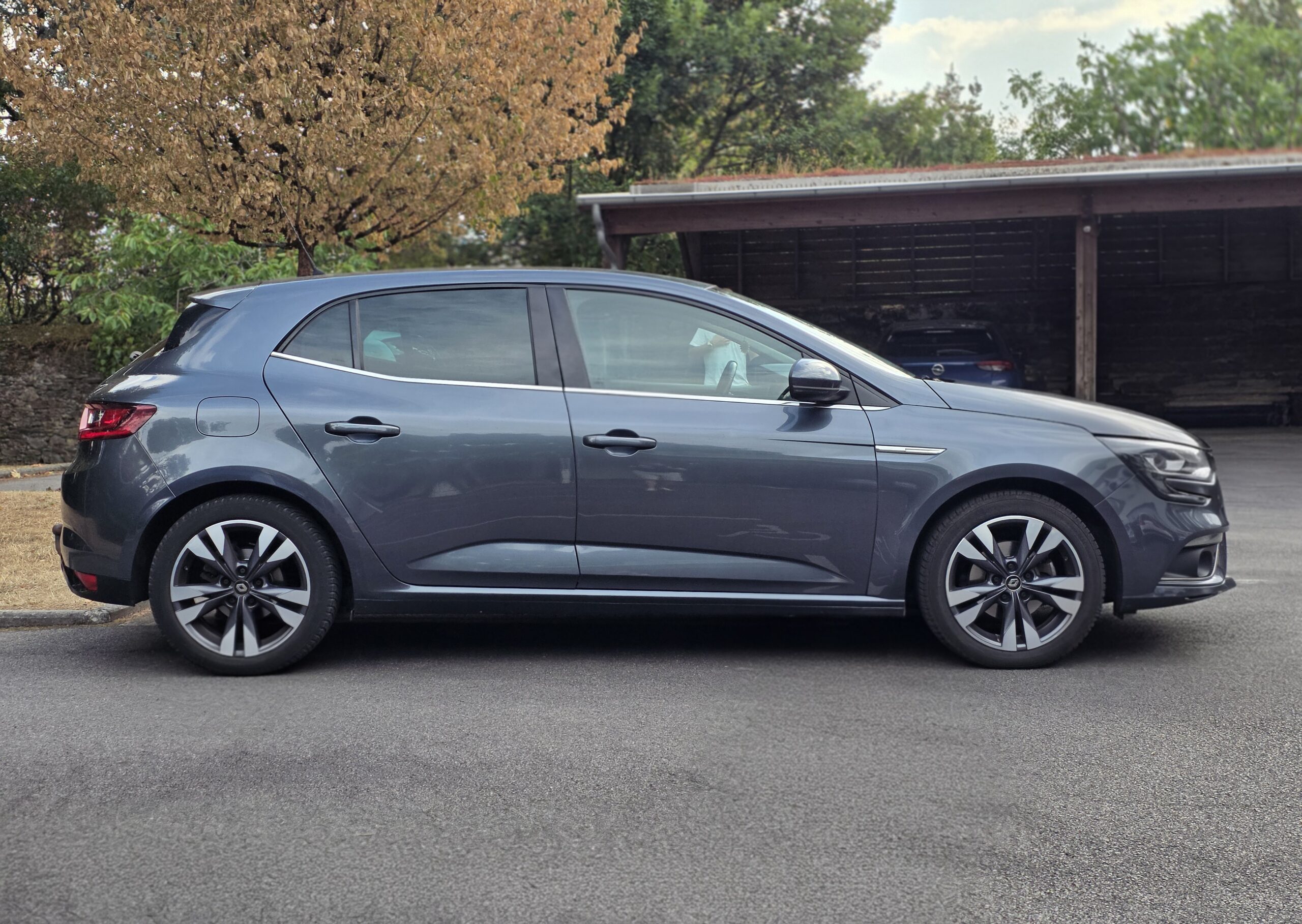 RENAULT MÉGANE IV INTENS – 1.5 BluedCi 110ch Automatique