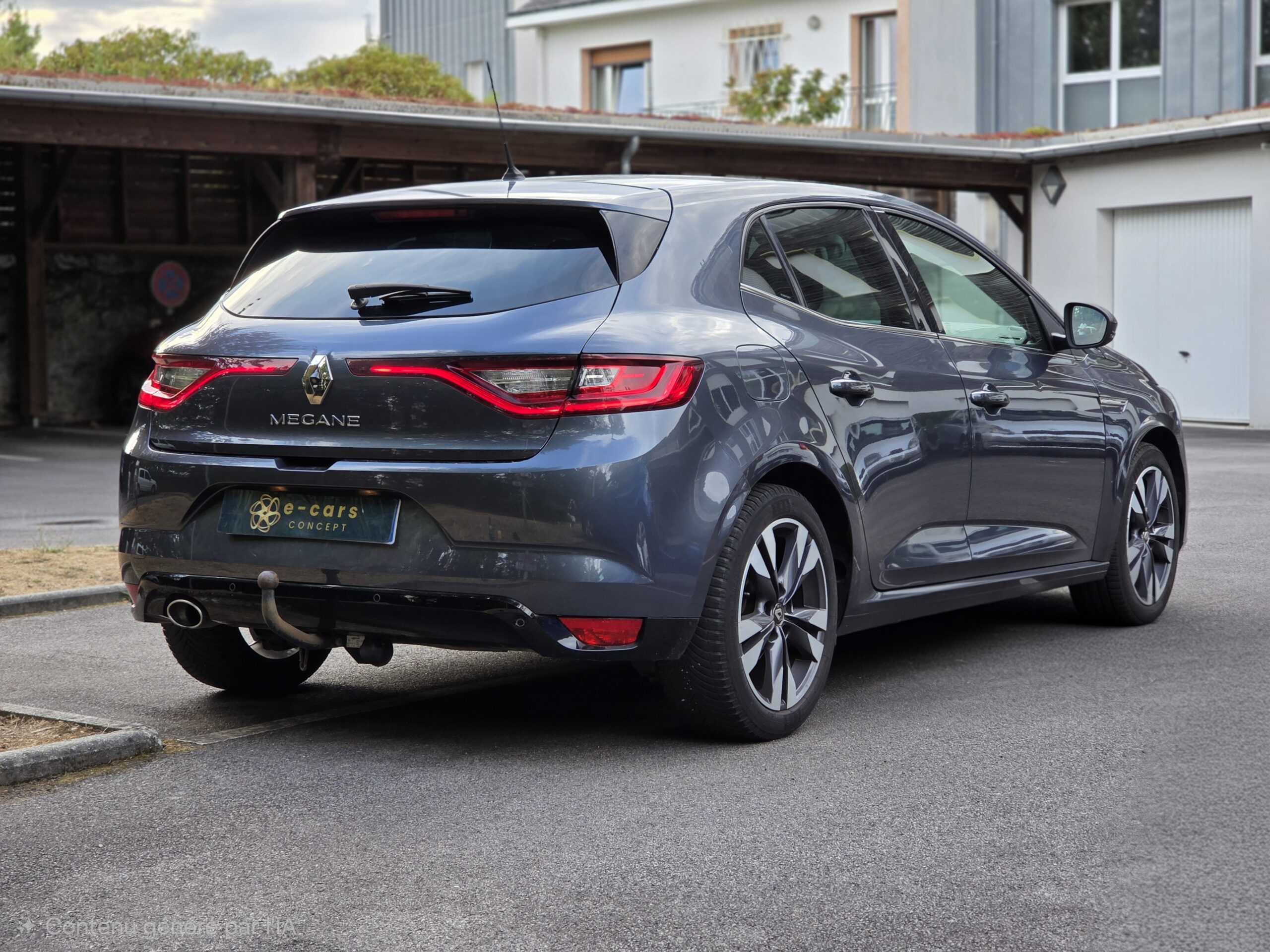 RENAULT MÉGANE IV INTENS – 1.5 BluedCi 110ch Automatique