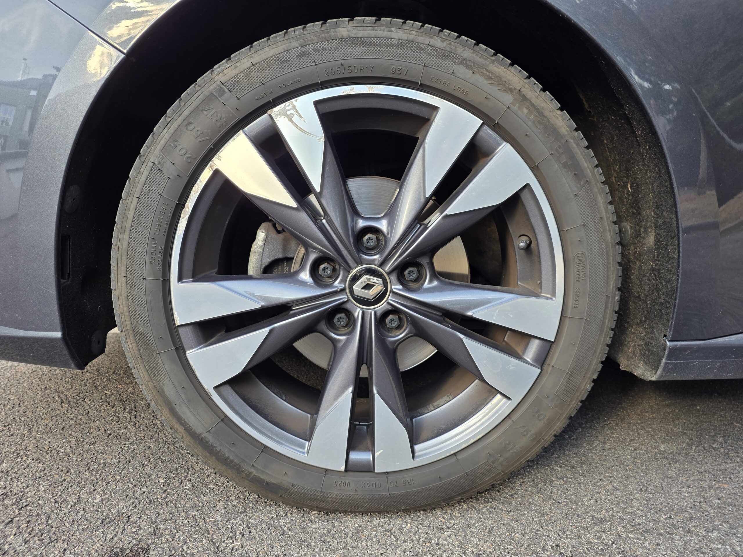 RENAULT MÉGANE IV INTENS – 1.5 BluedCi 110ch Automatique