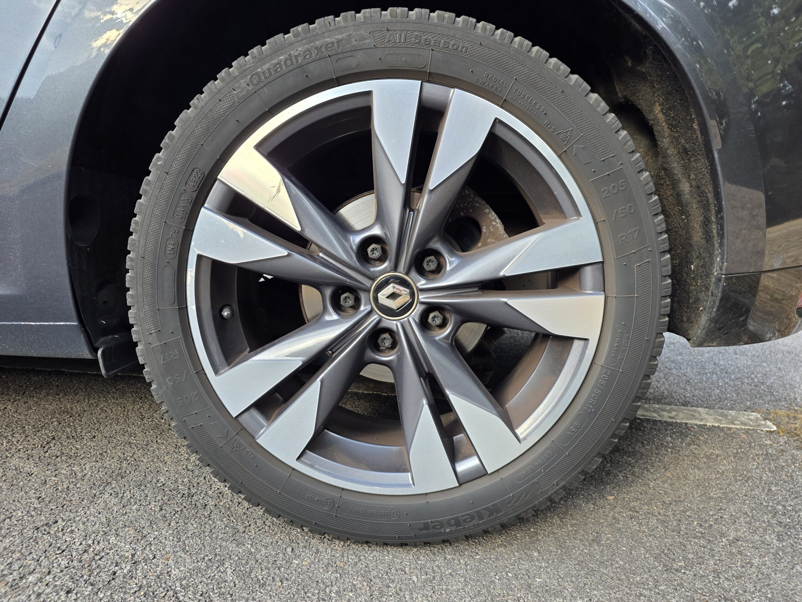 RENAULT MÉGANE IV INTENS – 1.5 BluedCi 110ch Automatique