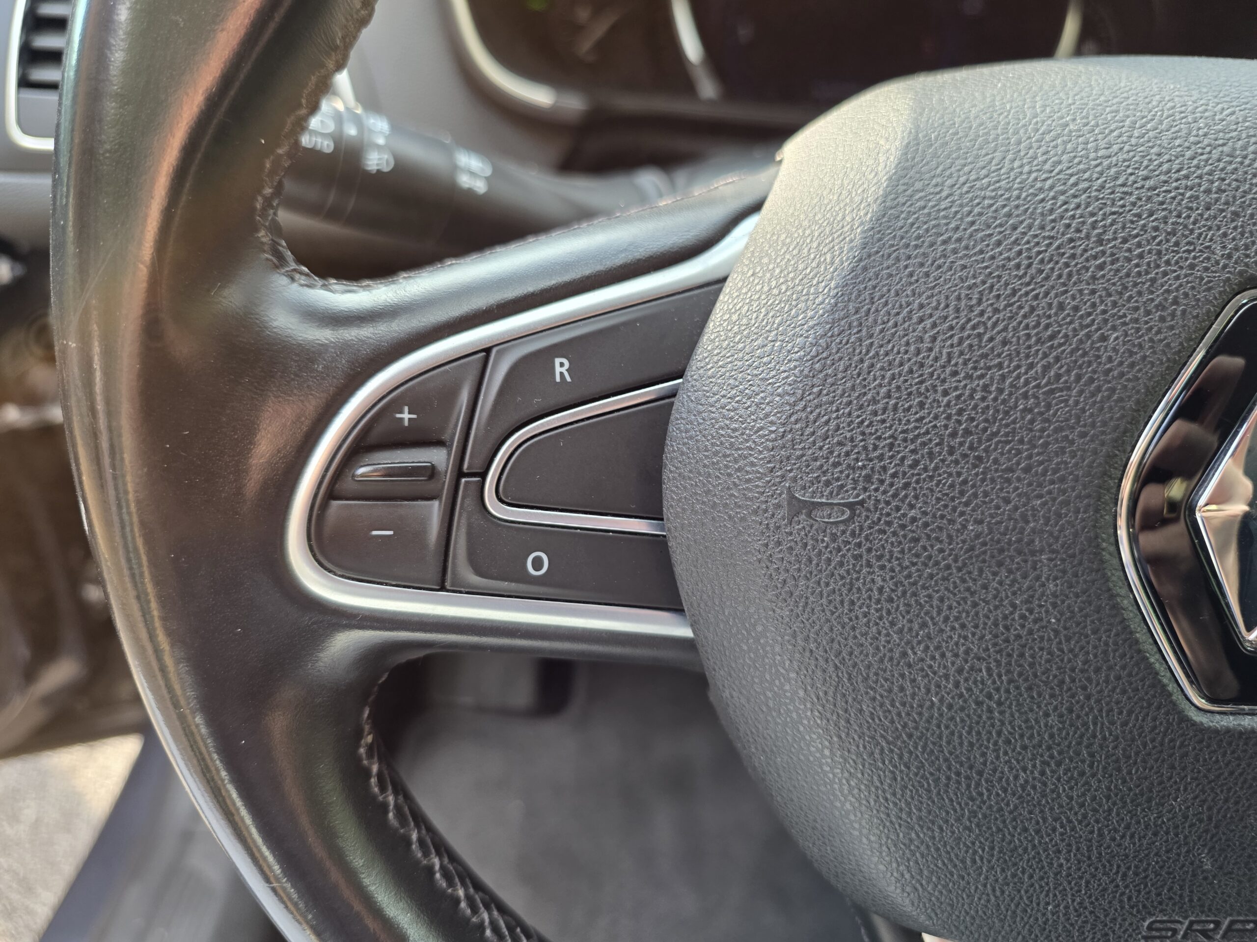 RENAULT MÉGANE IV INTENS – 1.5 BluedCi 110ch Automatique