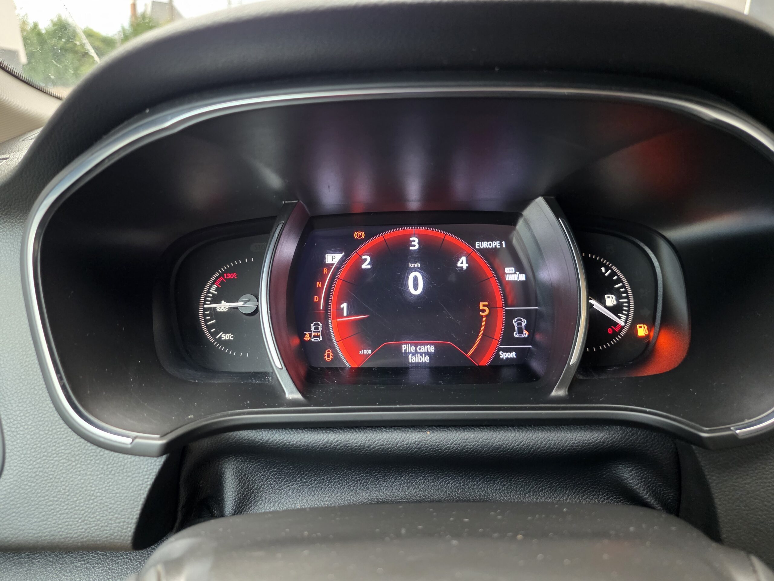 RENAULT MÉGANE IV INTENS – 1.5 BluedCi 110ch Automatique