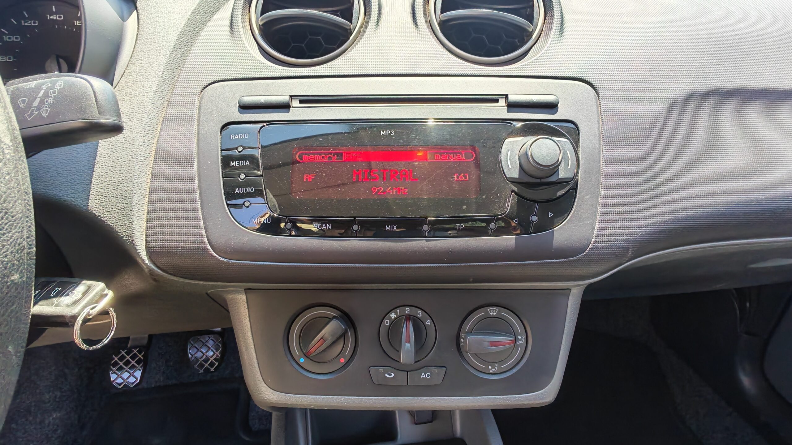 SEAT IBIZA 1.2L TDI REFERENCE