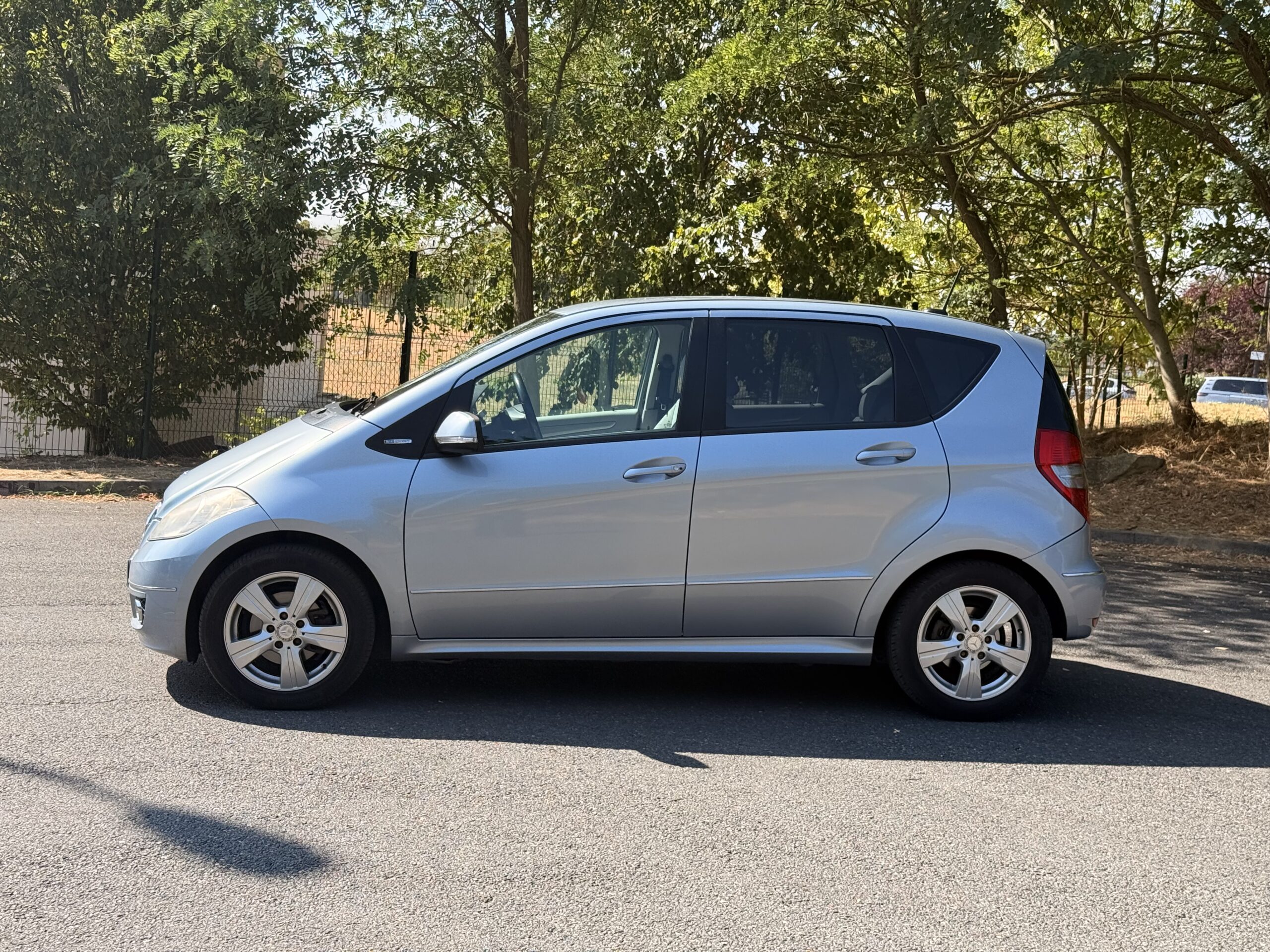 Mercedes-Benz Classe A 170 Élégance 1.7 i 116 ch / Elegance