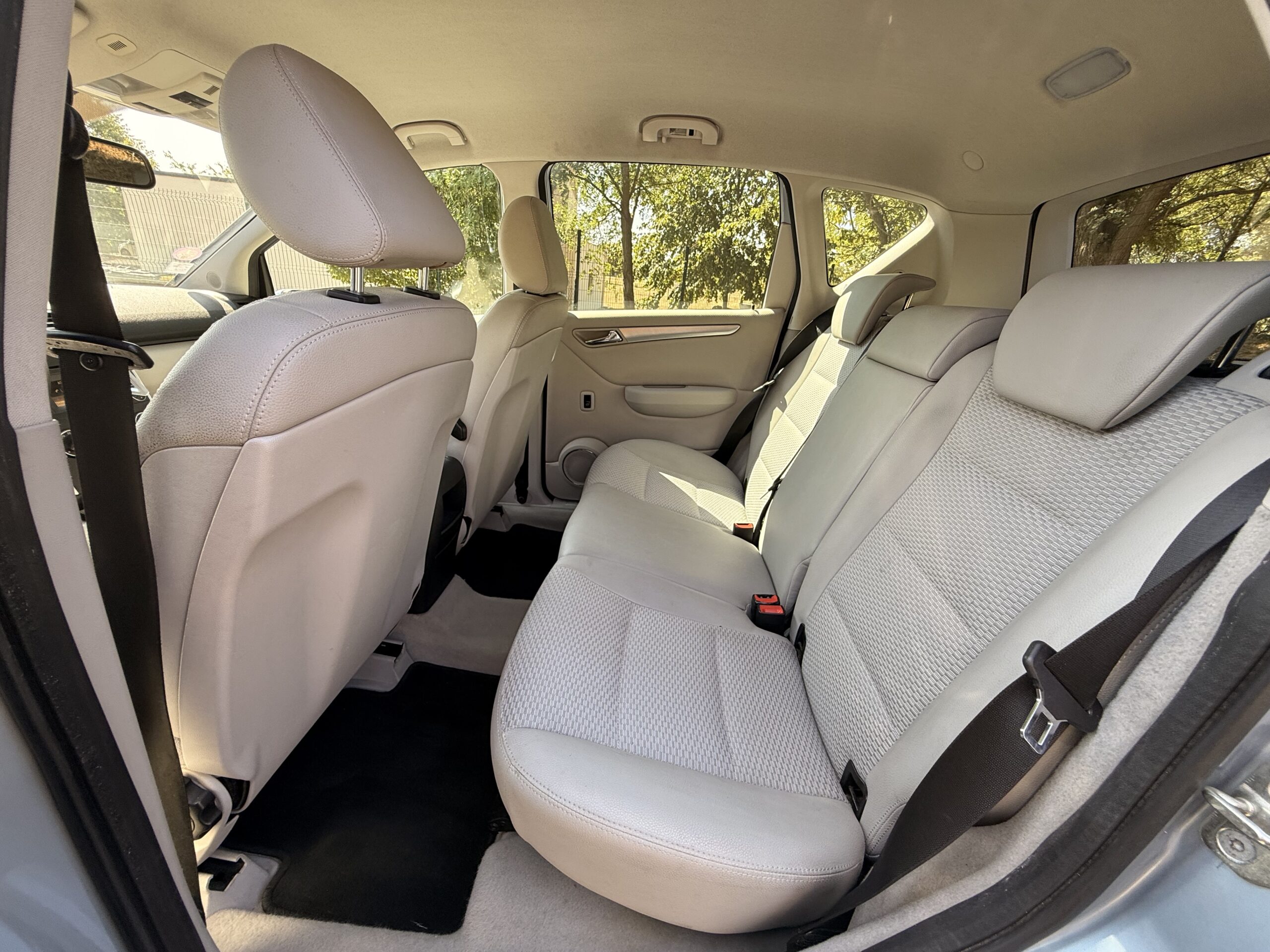 Mercedes-Benz Classe A 170 Élégance 1.7 i 116 ch / Elegance