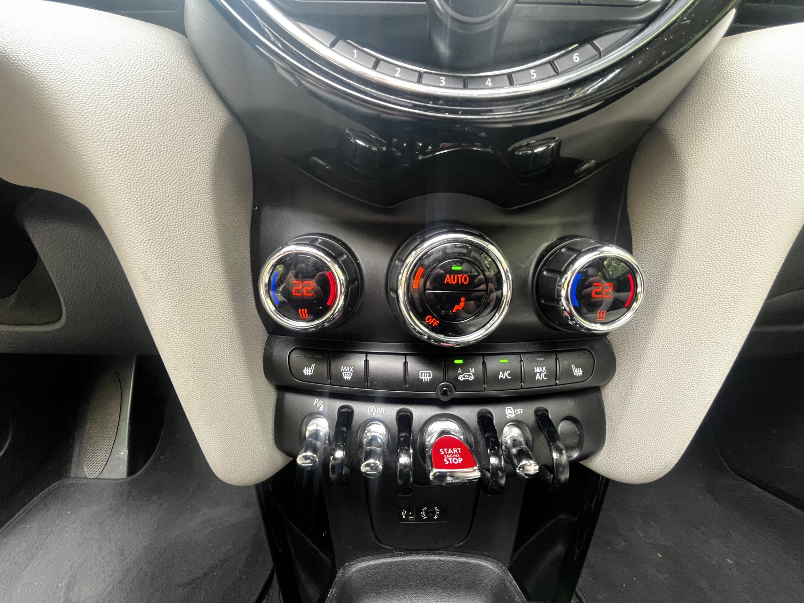 MINI III COOPER 1,5T 136 DCT7