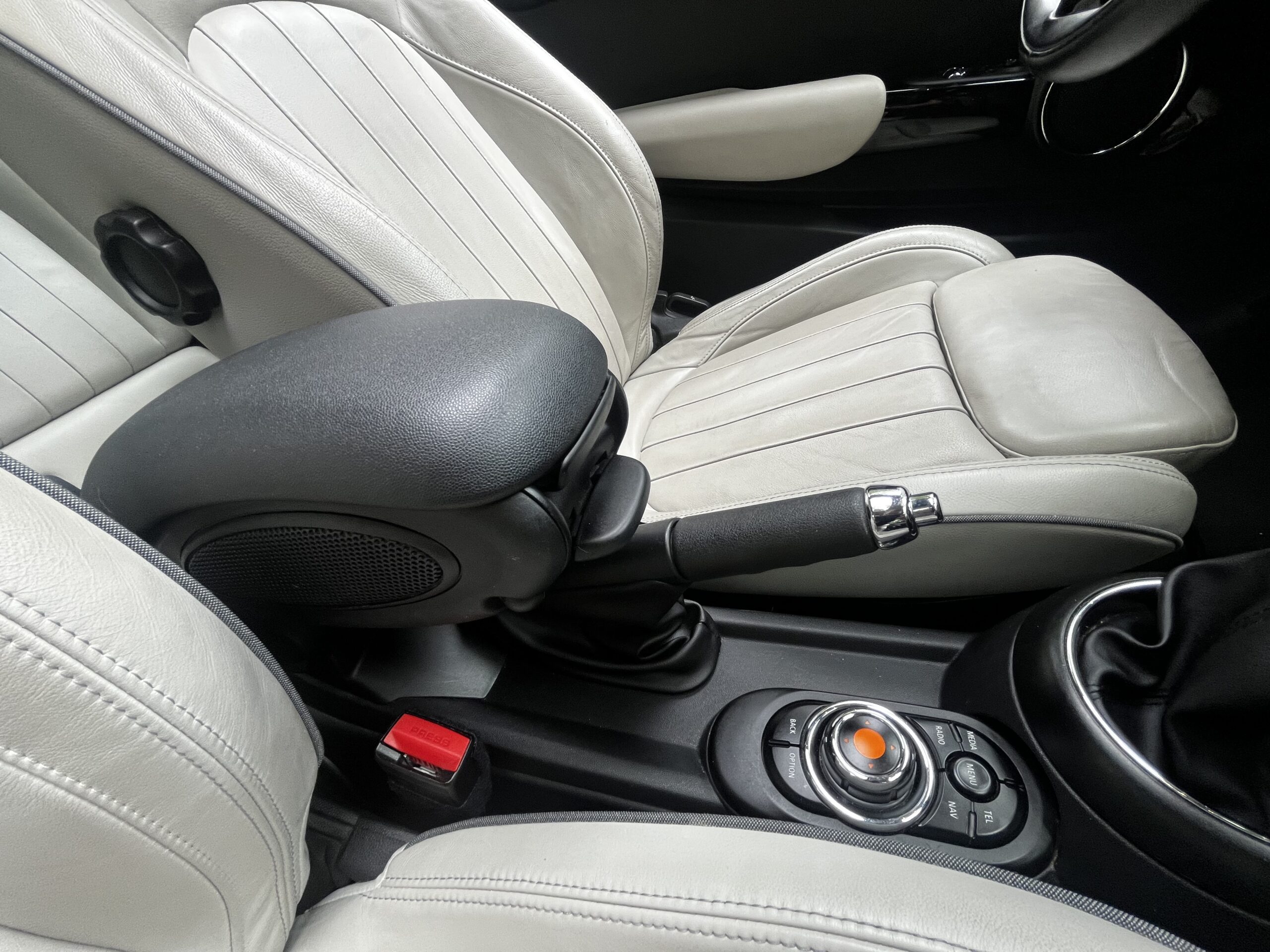 MINI III COOPER 1,5T 136 DCT7