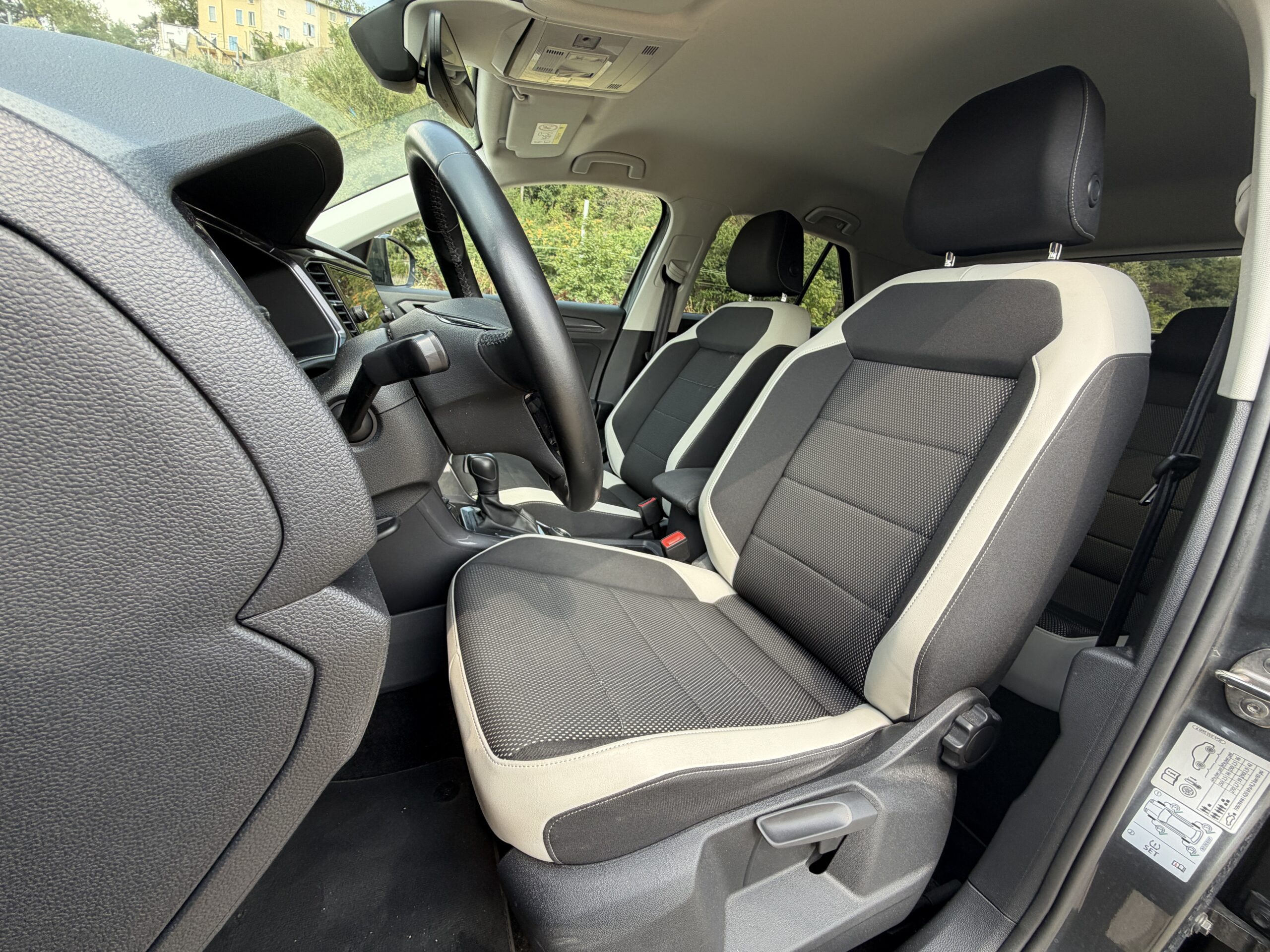Volkswagen T-Roc Carat 2,0 TDI DSG7 150 cv Boîte auto