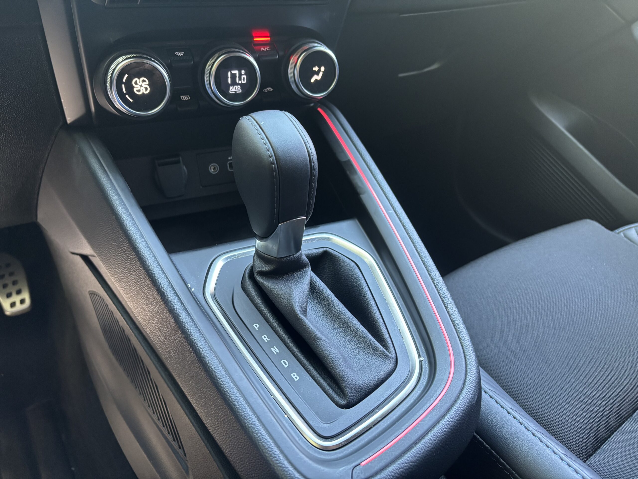 RENAULT Clio V E-TECH 1.6 145 Hybrid ESPRIT ALPINE