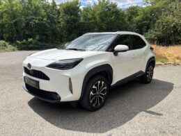 TOYOTA Yaris Cross 1.5 116 Hybrid 4WD DESIGN