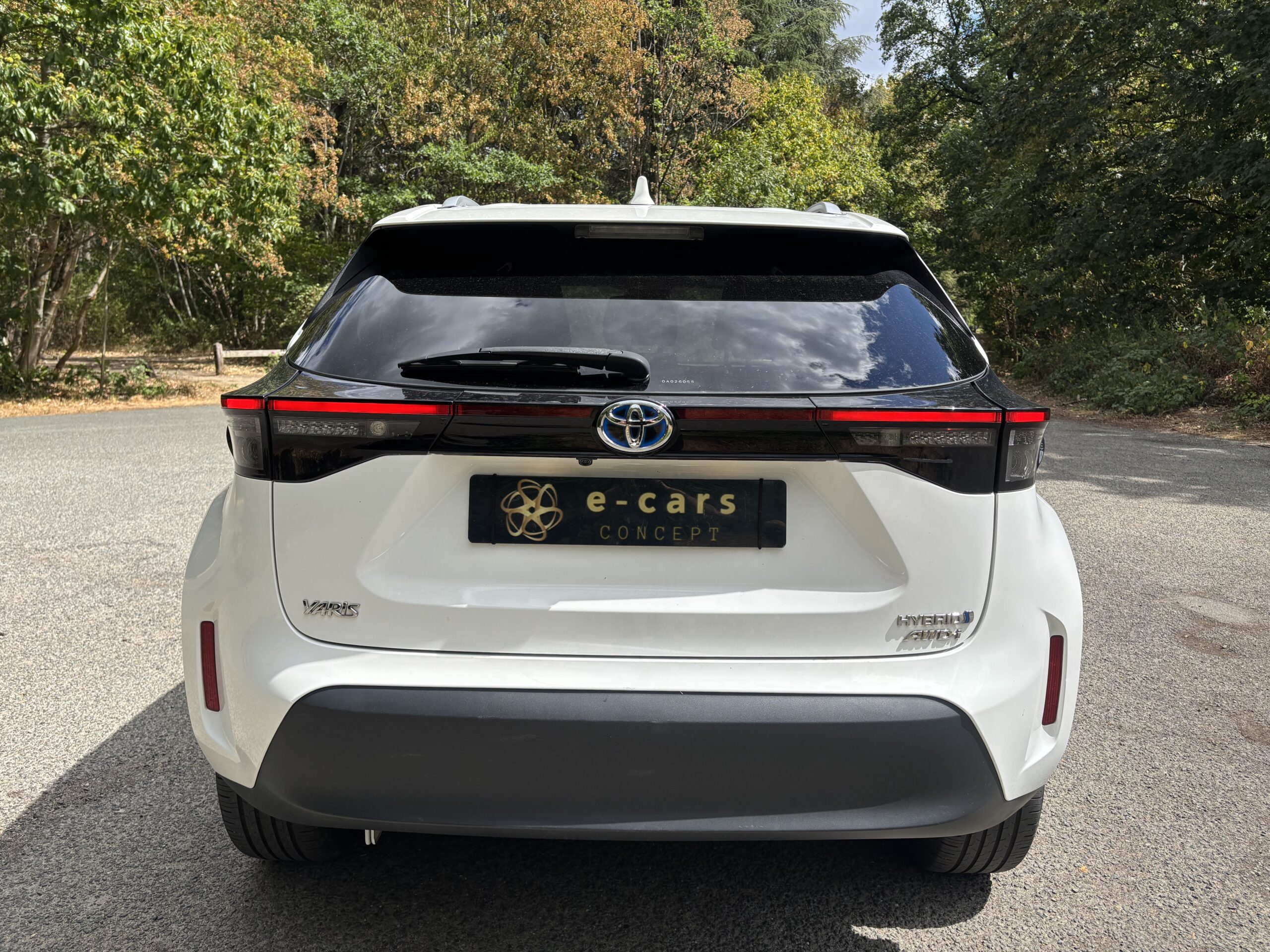 TOYOTA Yaris Cross 1.5 116 Hybrid 4WD DESIGN