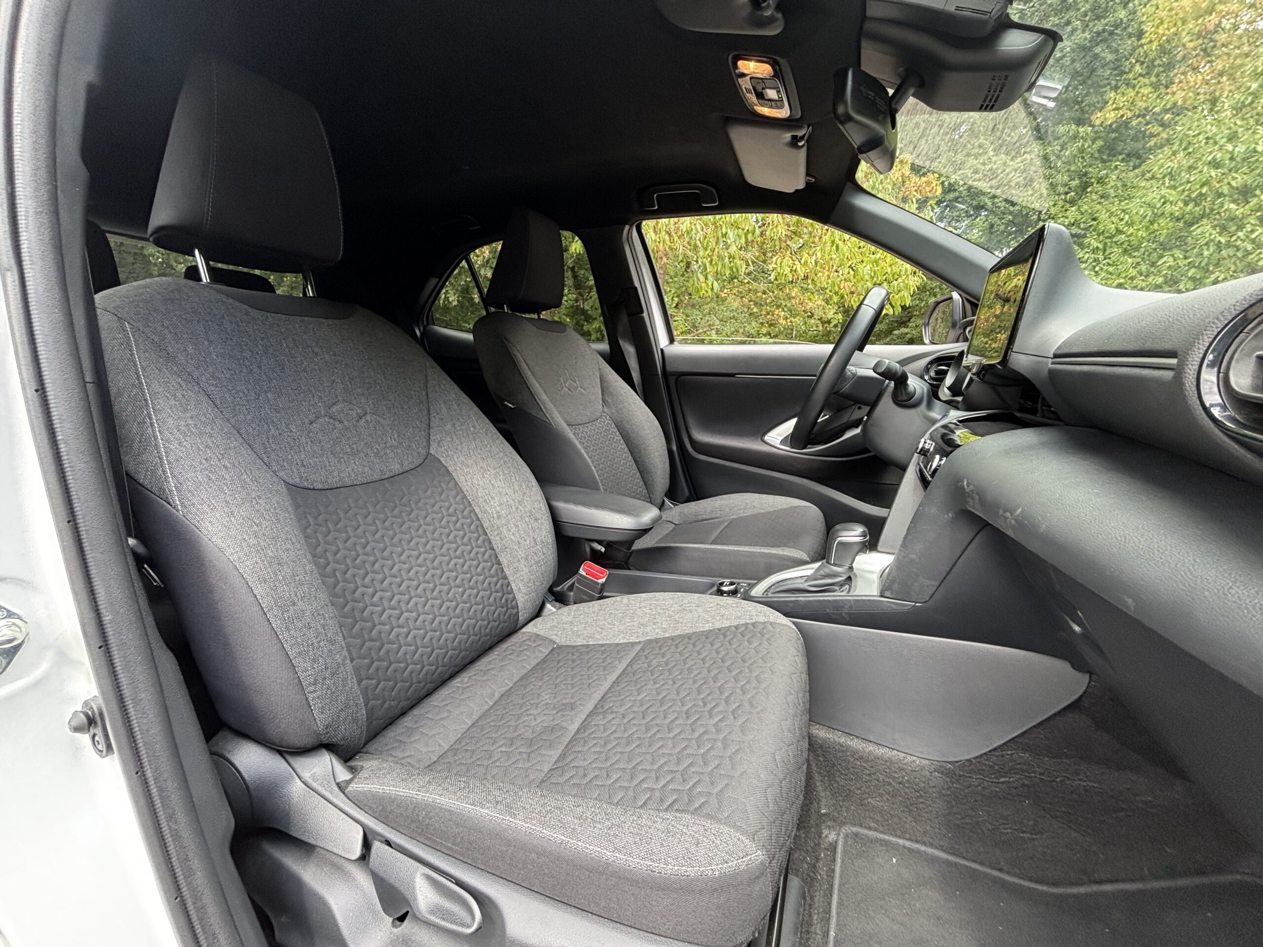 TOYOTA Yaris Cross 1.5 116 Hybrid 4WD DESIGN