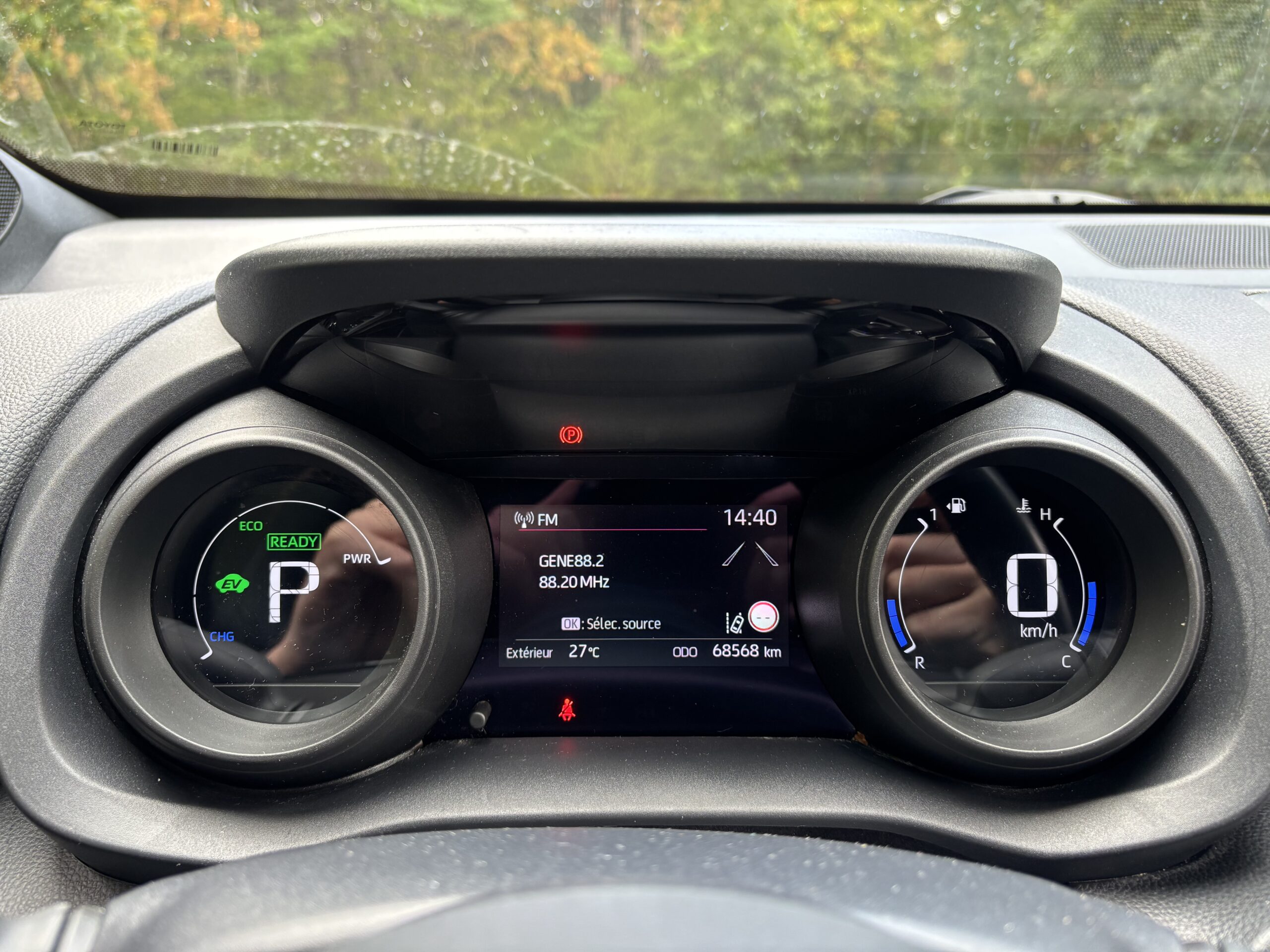 TOYOTA Yaris Cross 1.5 116 Hybrid 4WD DESIGN