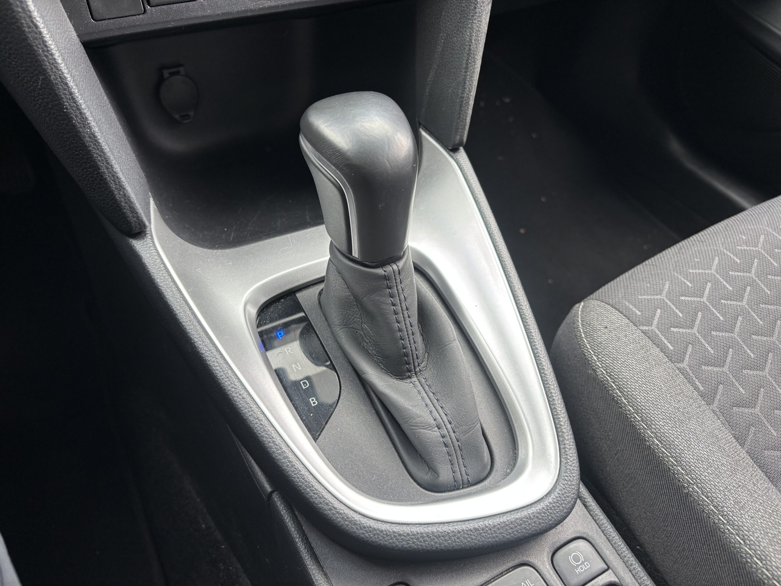 TOYOTA Yaris Cross 1.5 116 Hybrid 4WD DESIGN