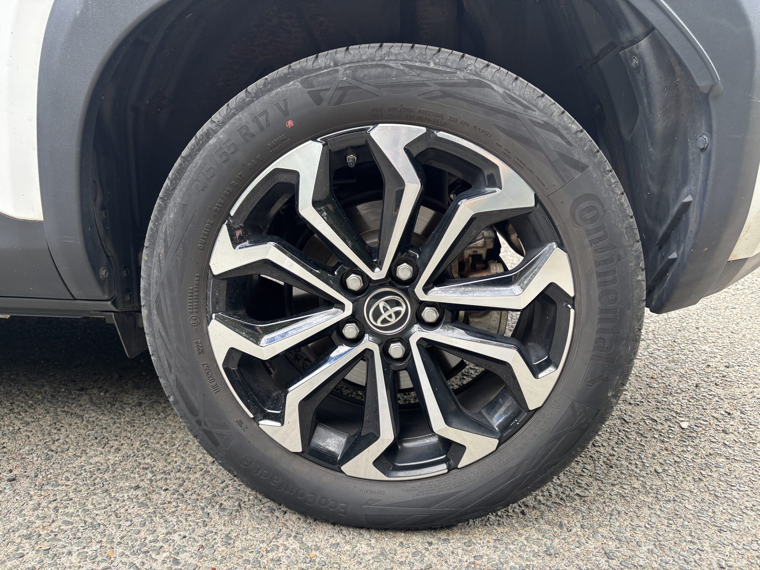 TOYOTA Yaris Cross 1.5 116 Hybrid 4WD DESIGN
