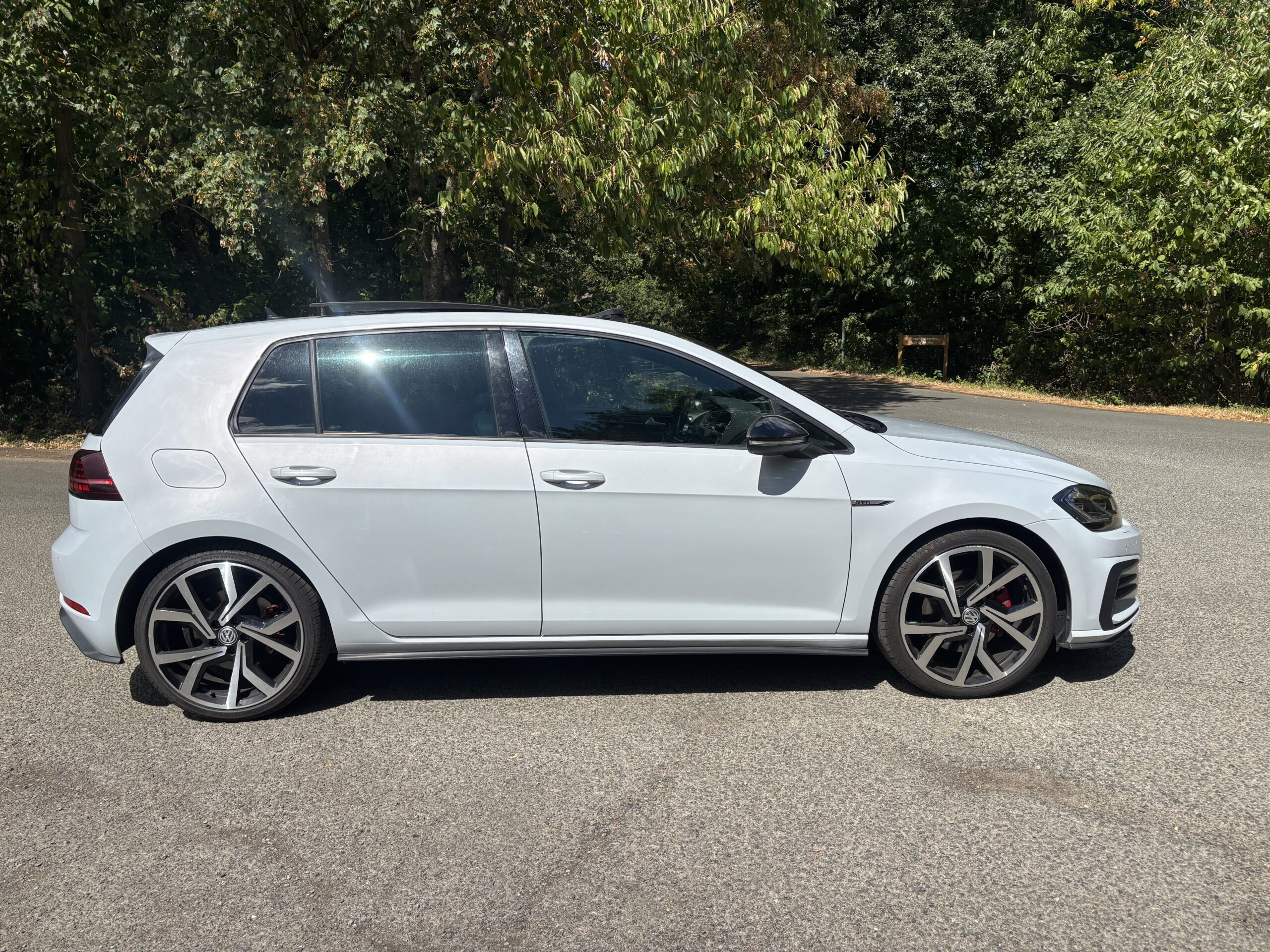 VOLKSWAGEN Golf VII GTD 2.0 TDI 184