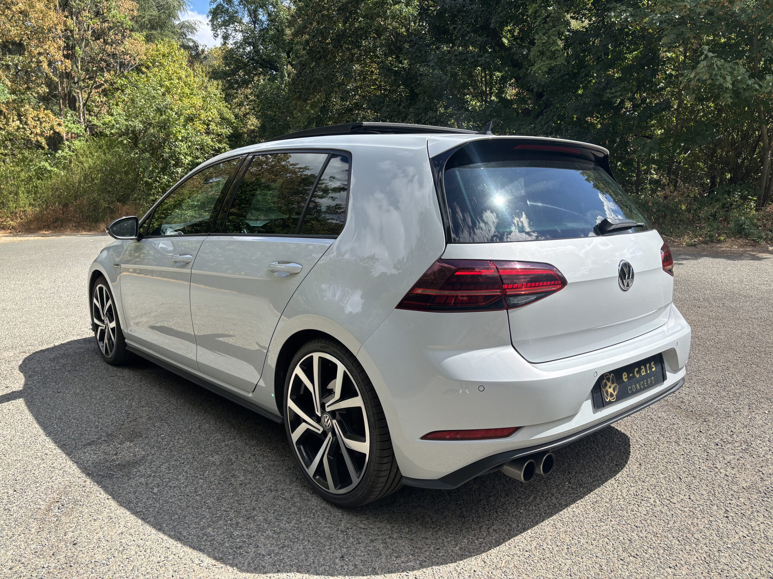 VOLKSWAGEN Golf VII GTD 2.0 TDI 184