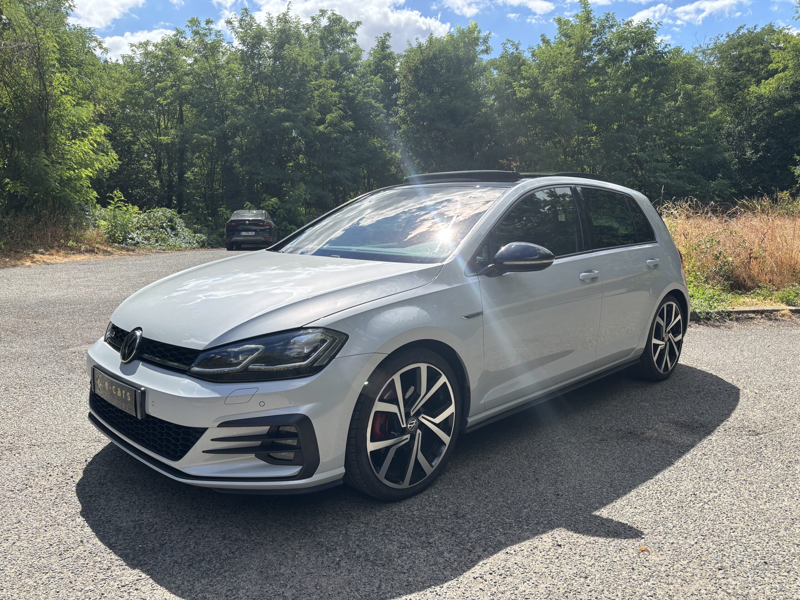 VOLKSWAGEN Golf VII GTD 2.0 TDI 184