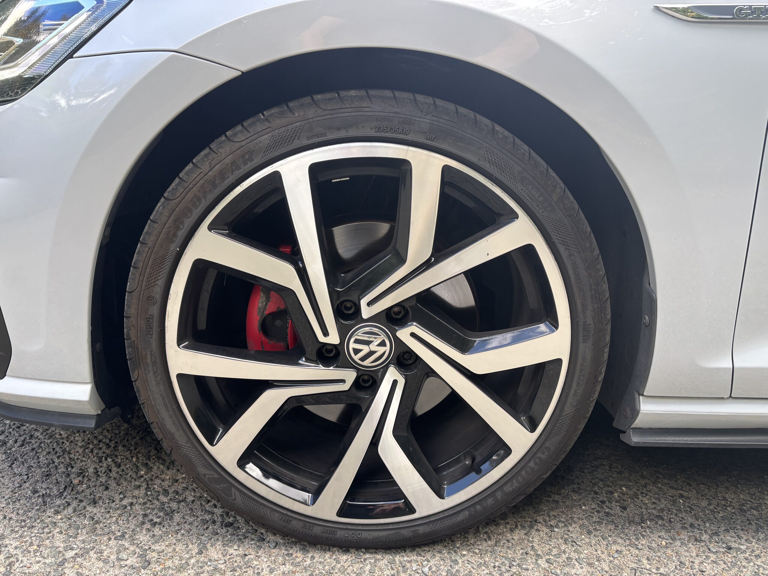 VOLKSWAGEN Golf VII GTD 2.0 TDI 184