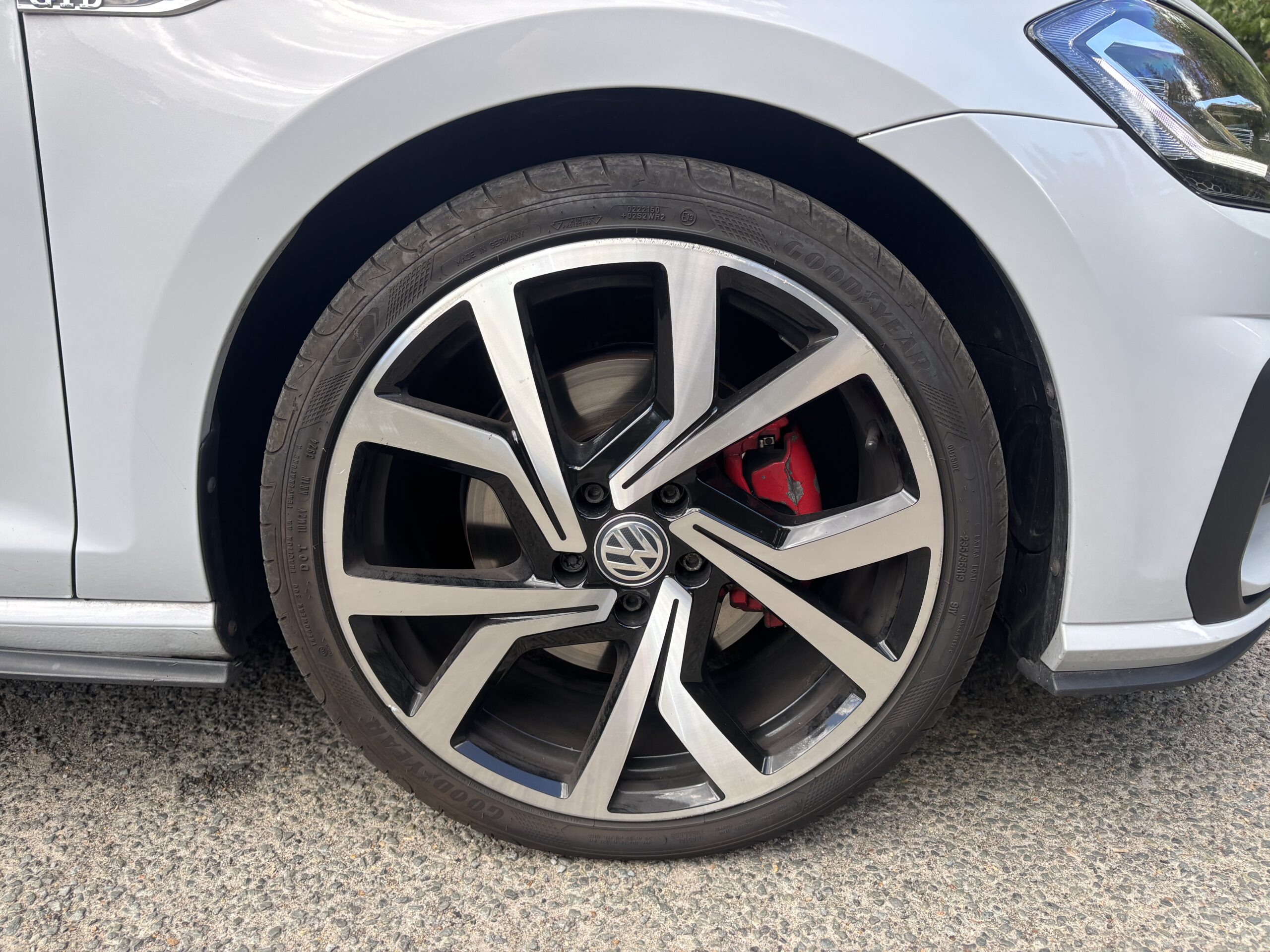 VOLKSWAGEN Golf VII GTD 2.0 TDI 184
