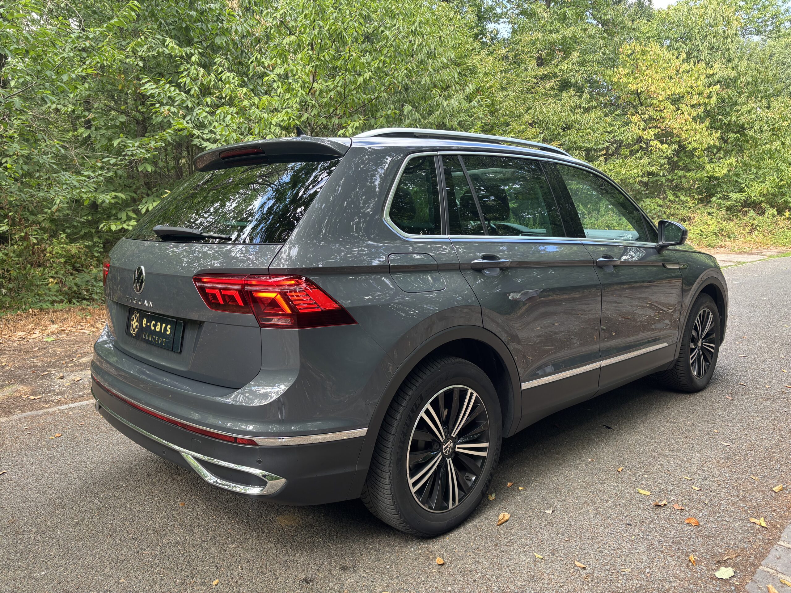 VOLKSWAGEN Tiguan II 2.0 TDI DSG7 150 ELEGANCE