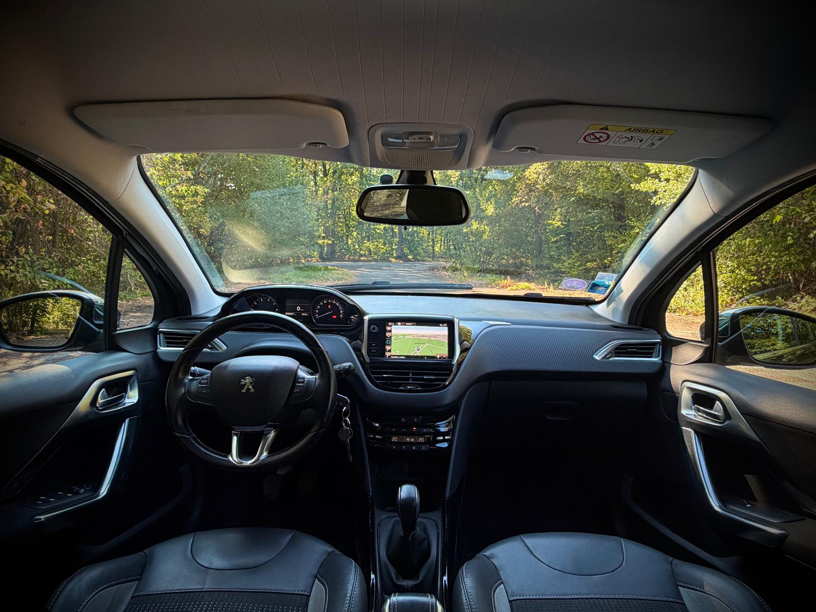 Peugeot 2008 1.2 THP 110 ALLURE