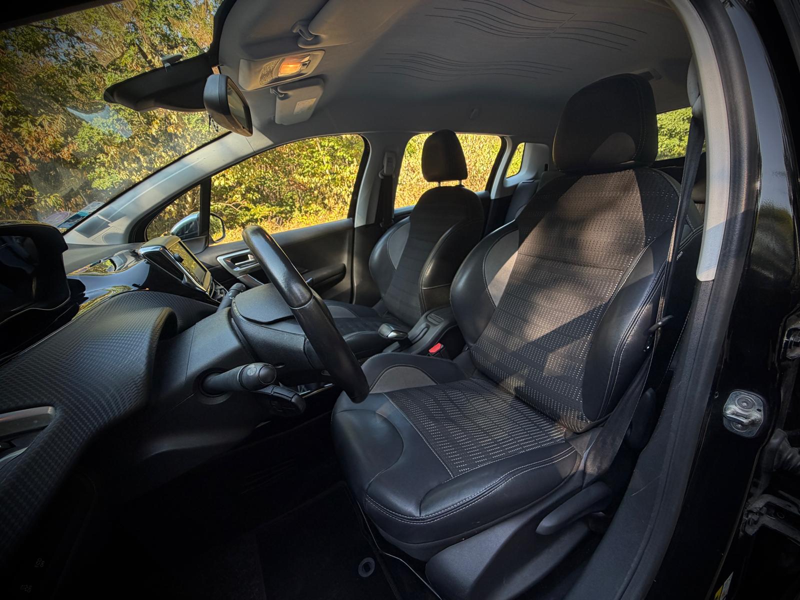 Peugeot 2008 1.2 THP 110 ALLURE