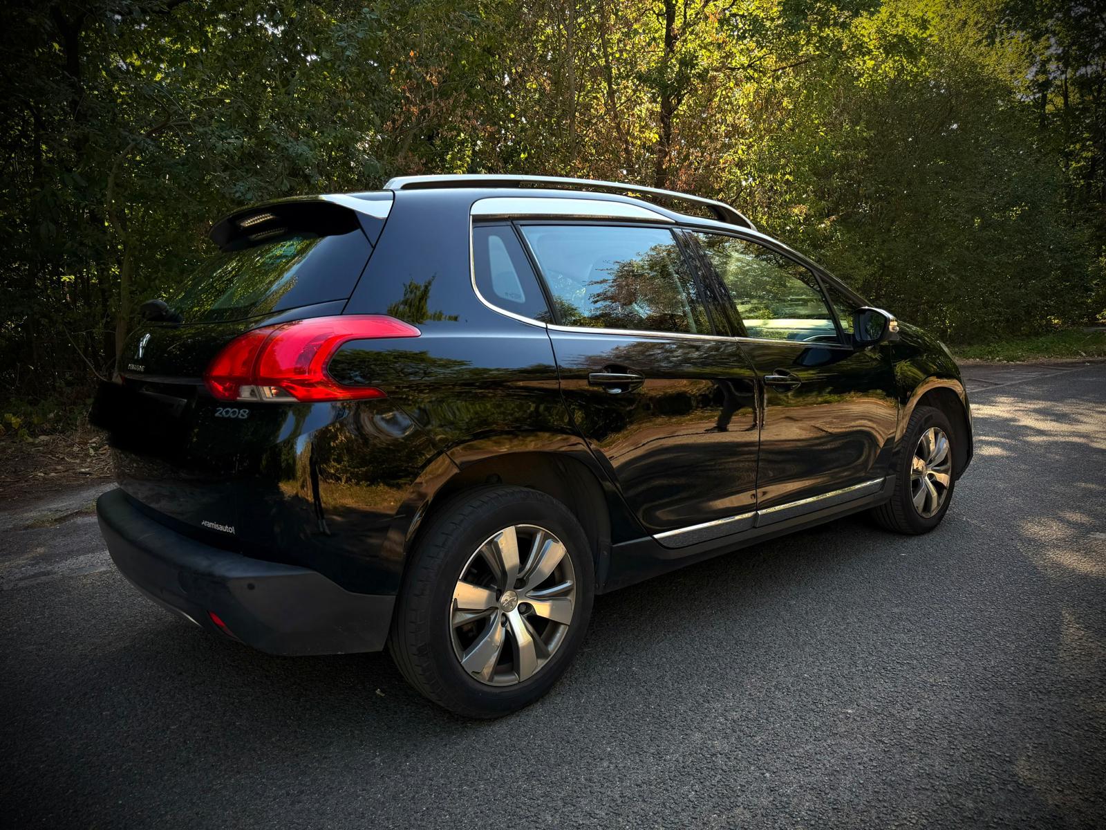 Peugeot 2008 1.2 THP 110 ALLURE