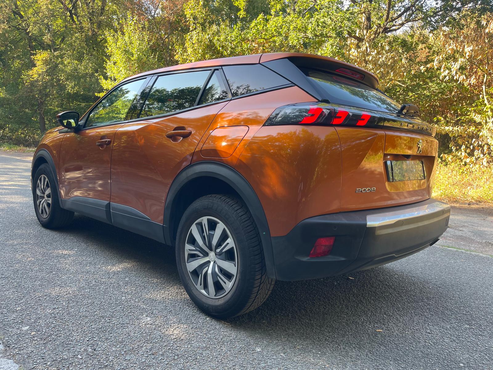 Peugeot 2008 12v 100 allure