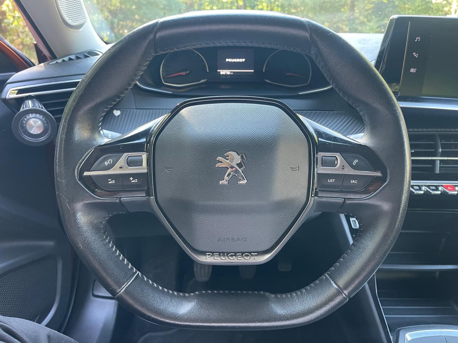 Peugeot 2008 12v 100 allure