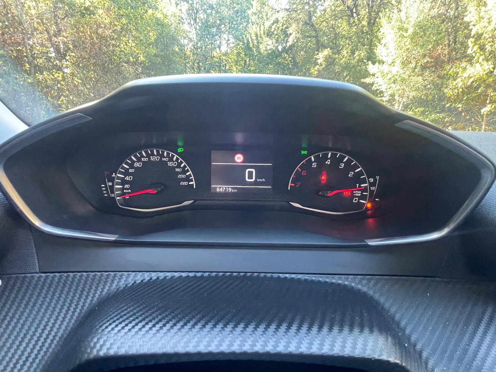 Peugeot 2008 12v 100 allure