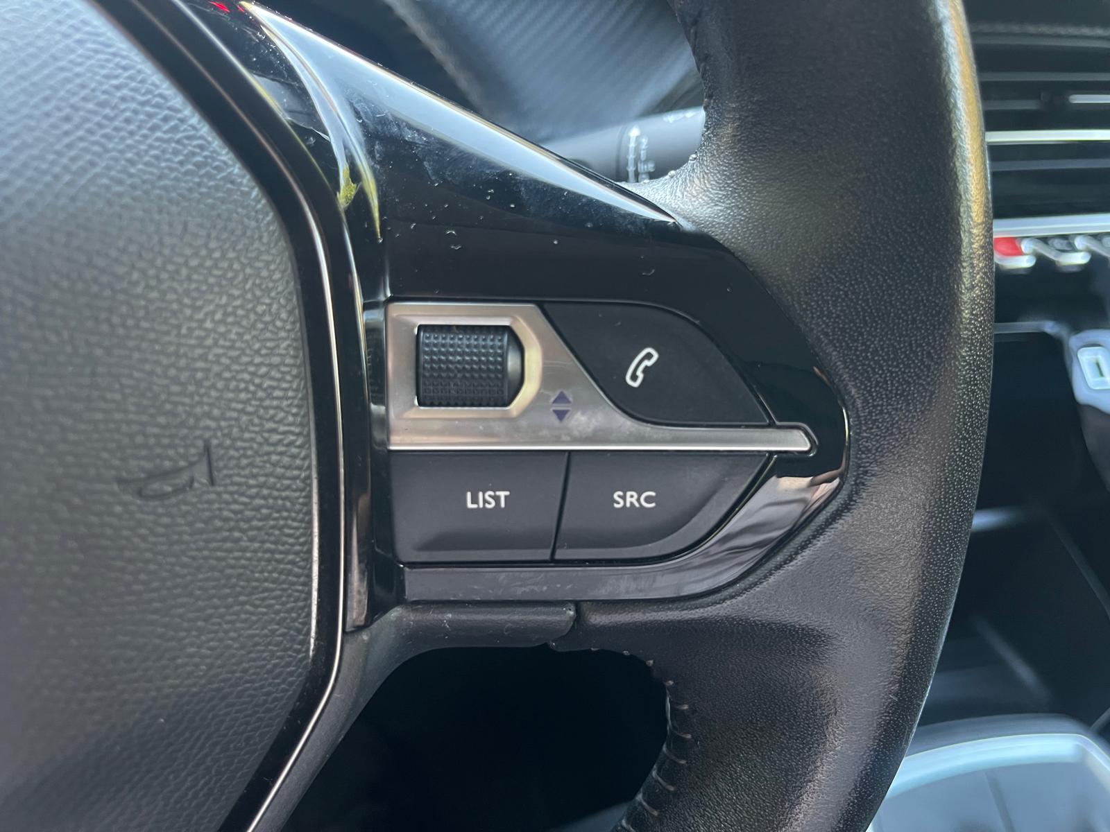Peugeot 2008 12v 100 allure