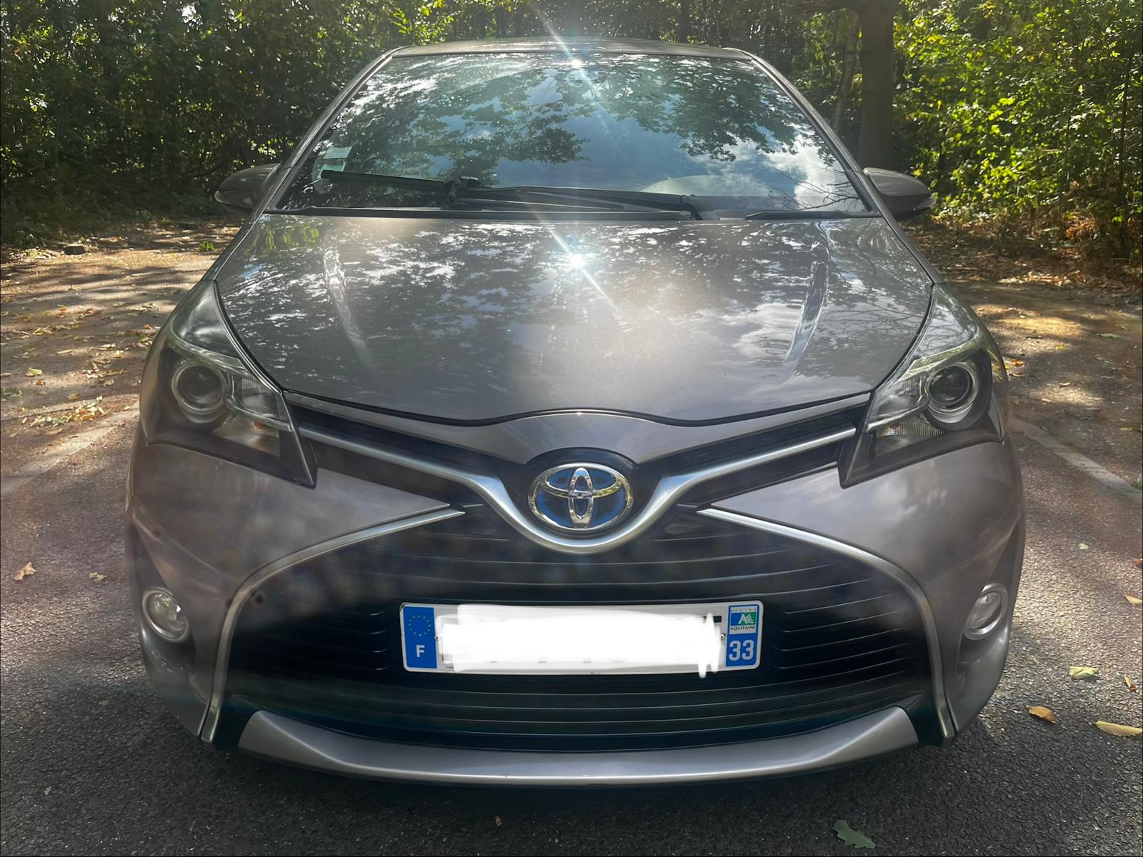 TOYOTA YARIS 2015
