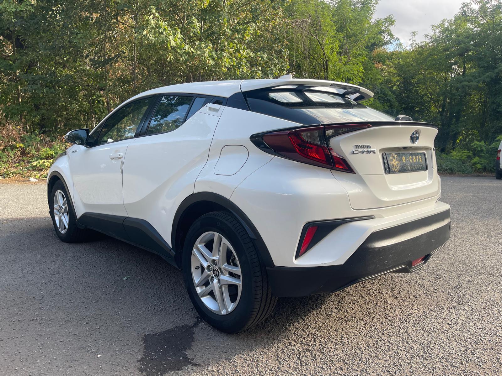 TOYOTA C-HR 2.0 Hybrid CVT 153 DYNAMIC